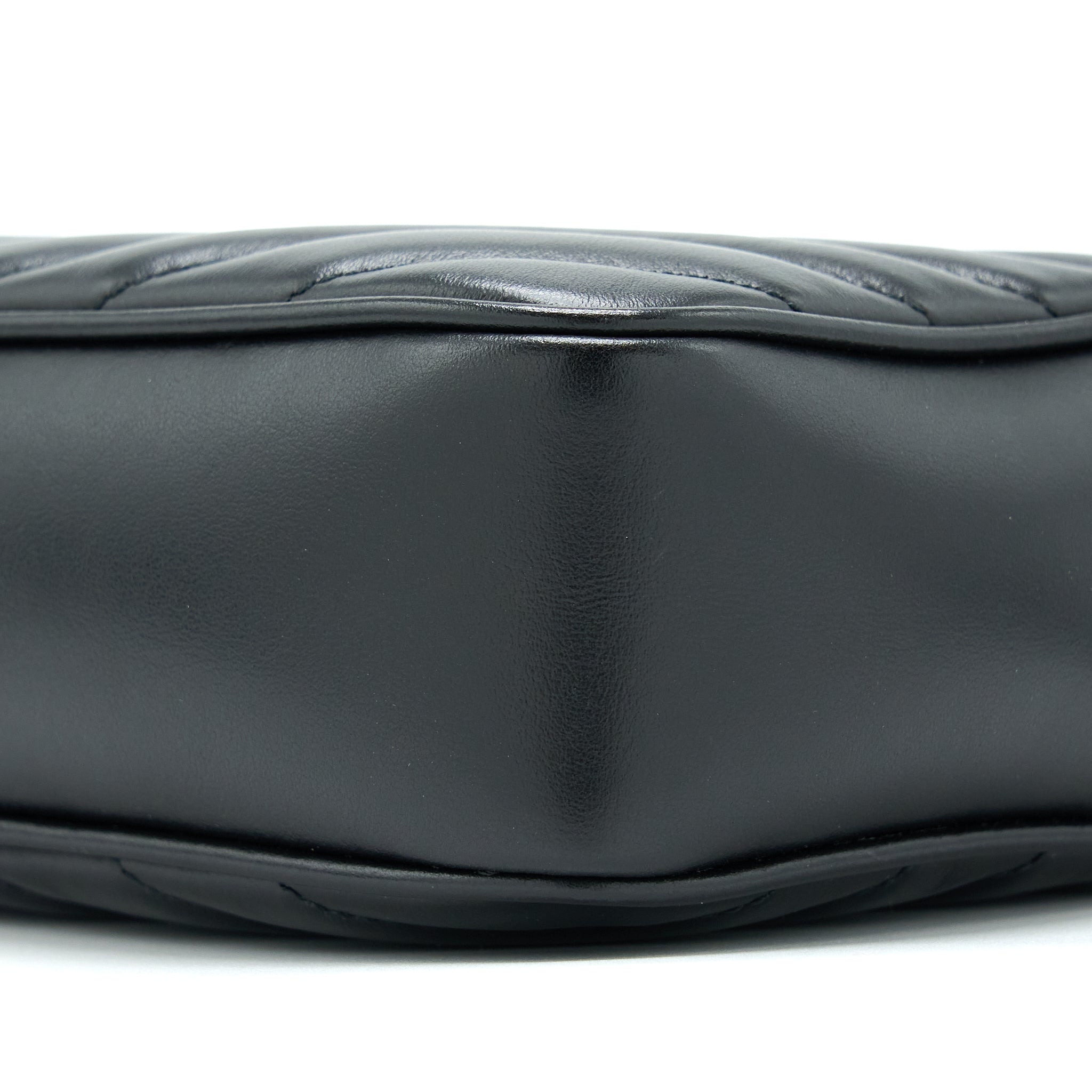 saint-laurent-ysl-lou-camera-bag-calfskin-so-black