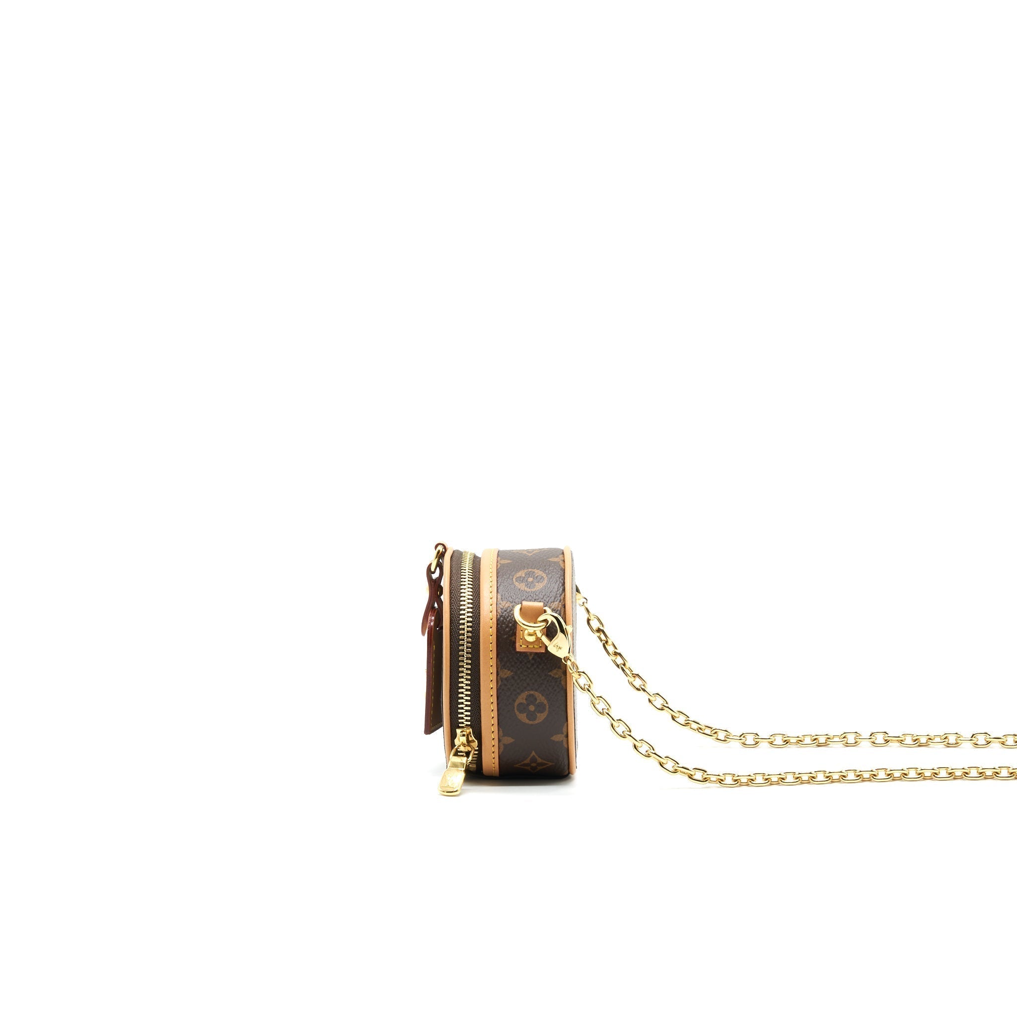 louis-vuitton-boite-chapeau-necklace-monogram-canvas