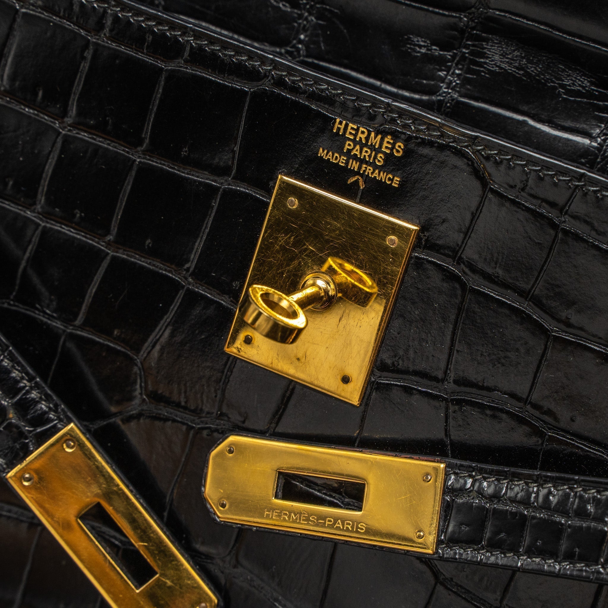 copy-of-hermes-kelly-32-shiny-crocodile-porosus-black-ghw-stamp-circle-q