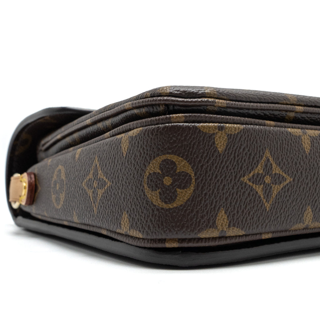 louis-vuitton-pochette-metis-monogram-canvas-ghw-new-version