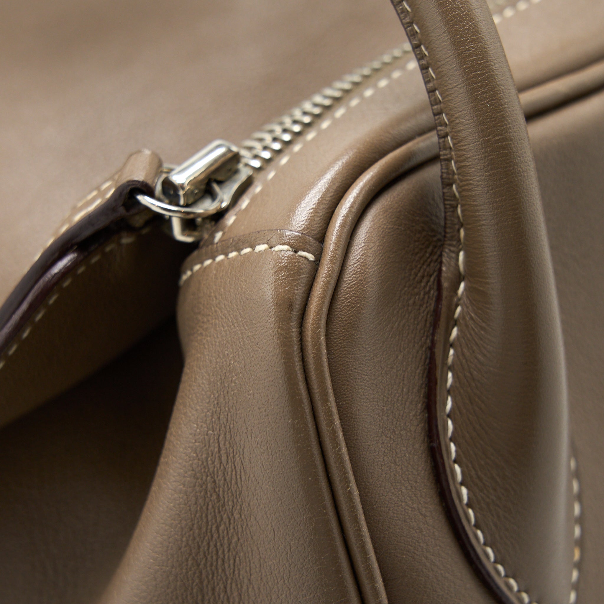 hermes-lindy-34-swift-etoupe-shw-stamp-square-k