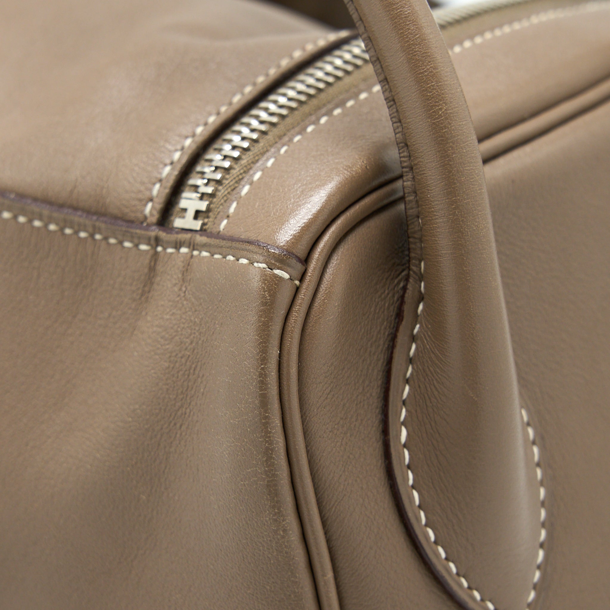 hermes-lindy-34-swift-etoupe-shw-stamp-square-k
