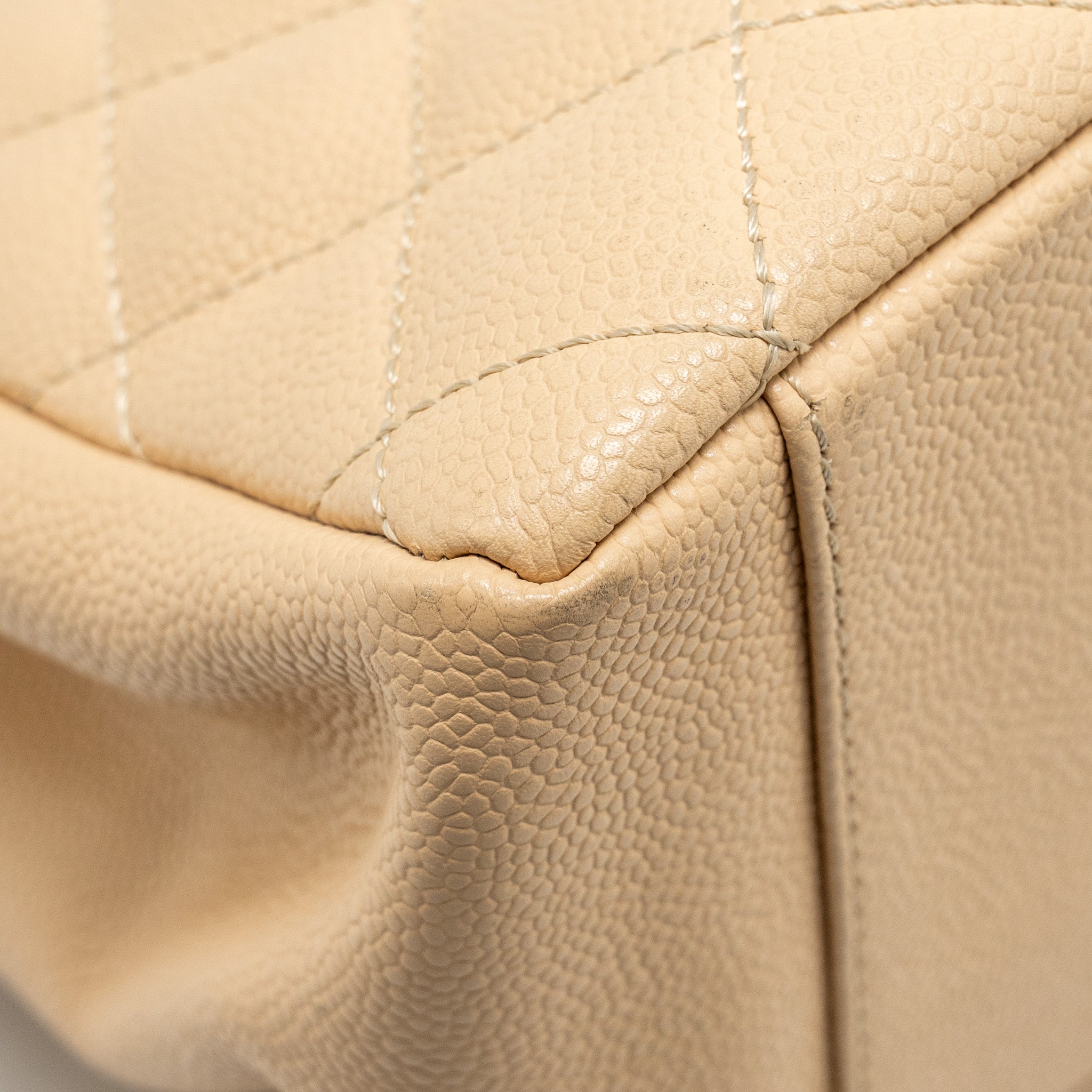chanel-grand-shopping-tote-bag-caviar-beige-shw-3