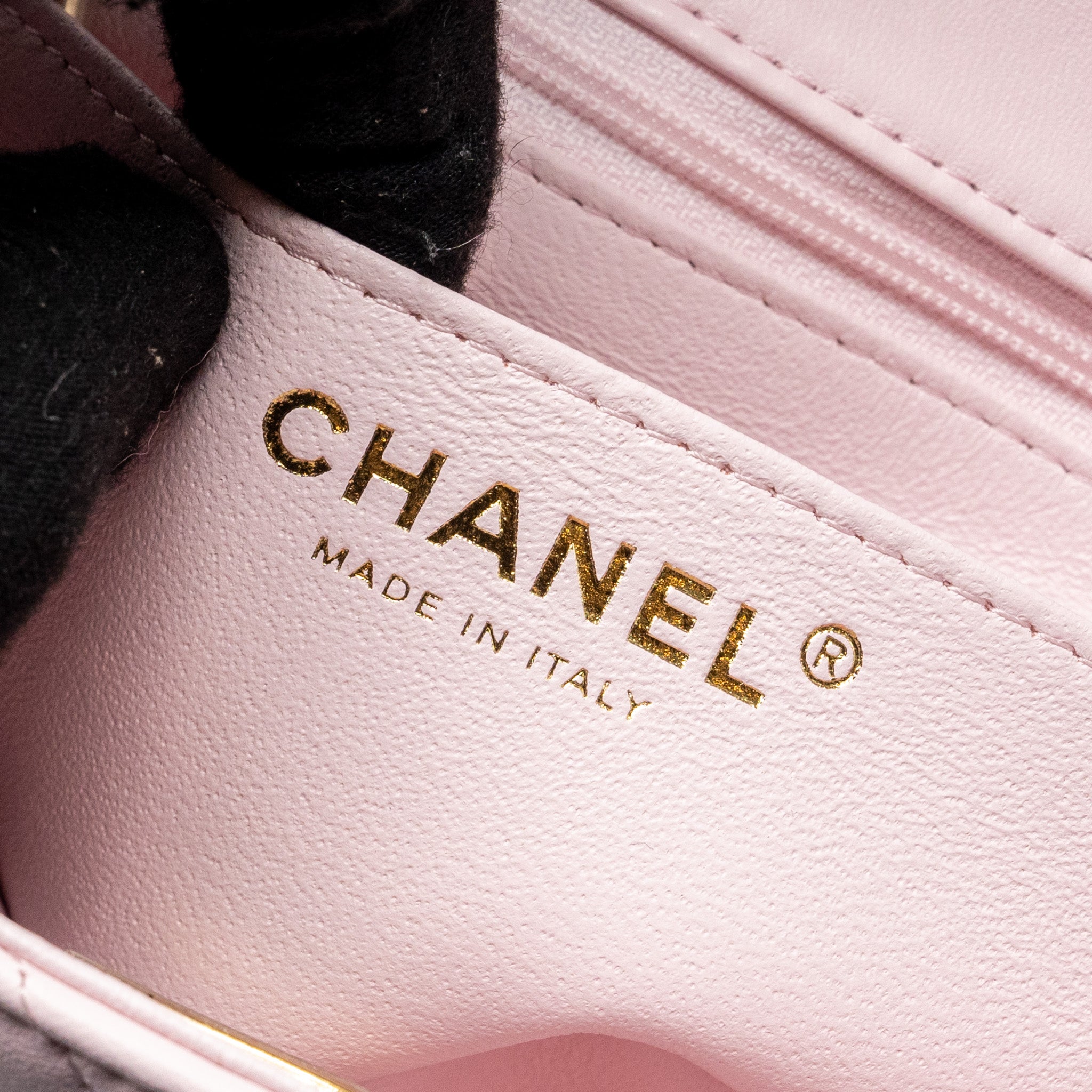 chanel-top-handle-mini-rectangular-flap-bag-lambskin-light-pink-lghwmicrochip