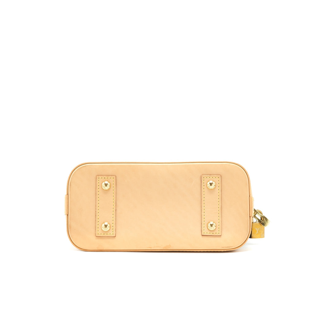 louis-vuitton-alma-bb-monogram-canvas-2