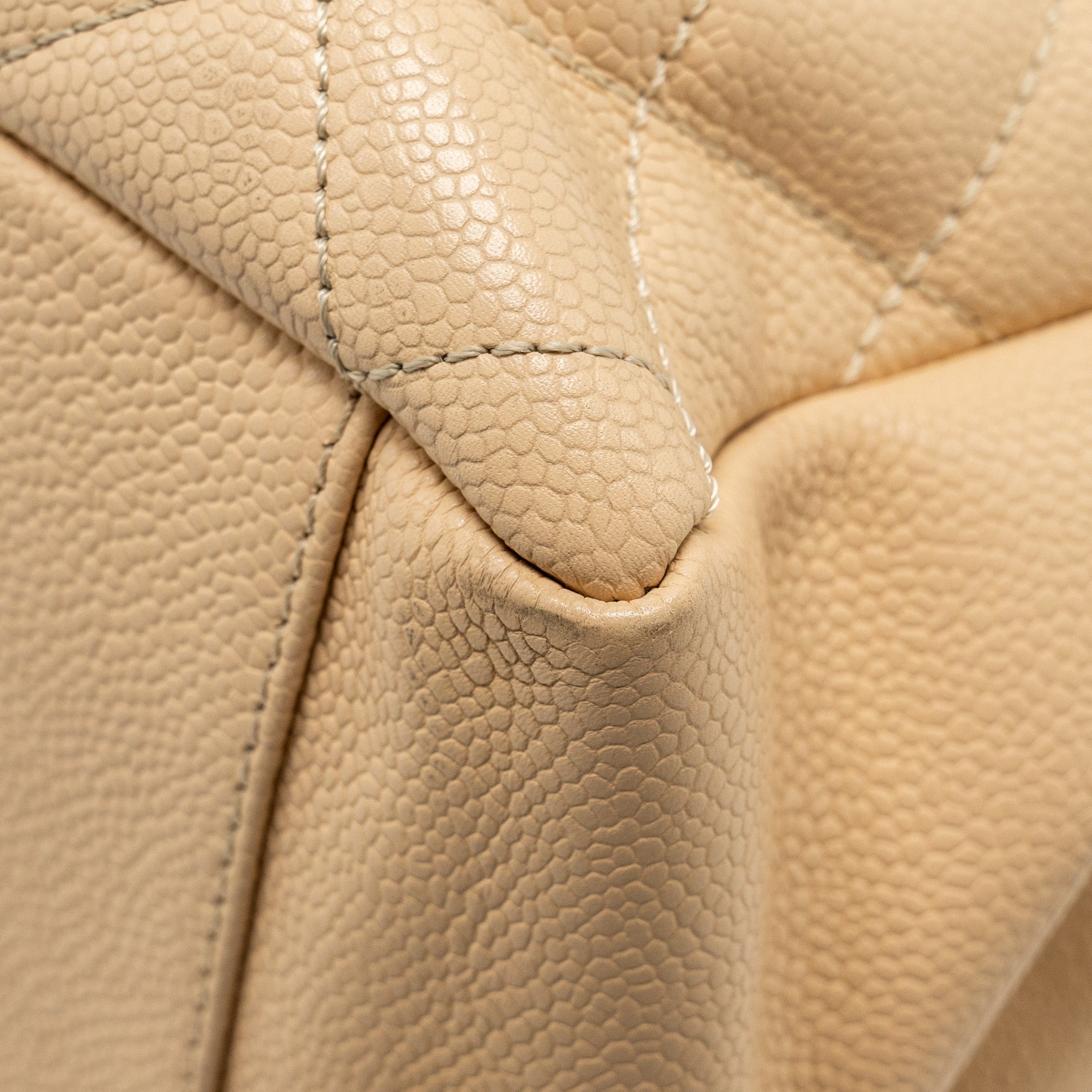 chanel-grand-shopping-tote-bag-caviar-beige-shw-3