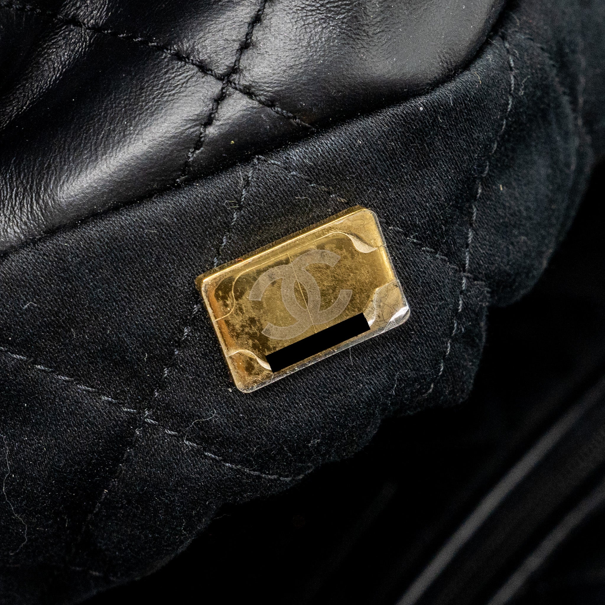 chanel-medium-22-bag-calfskin-leather-black-ghw-microchip-copy