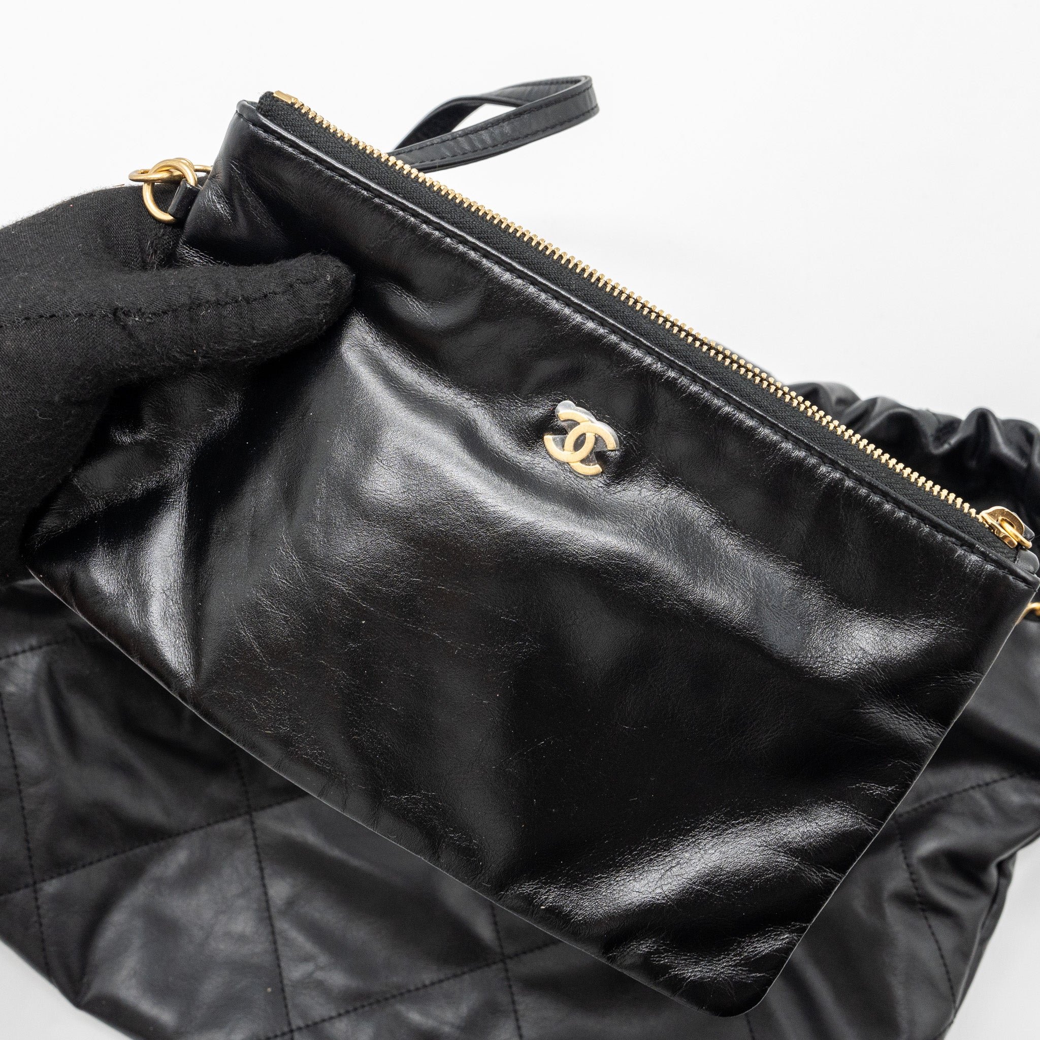 chanel-medium-22-bag-calfskin-leather-black-ghw-microchip-copy
