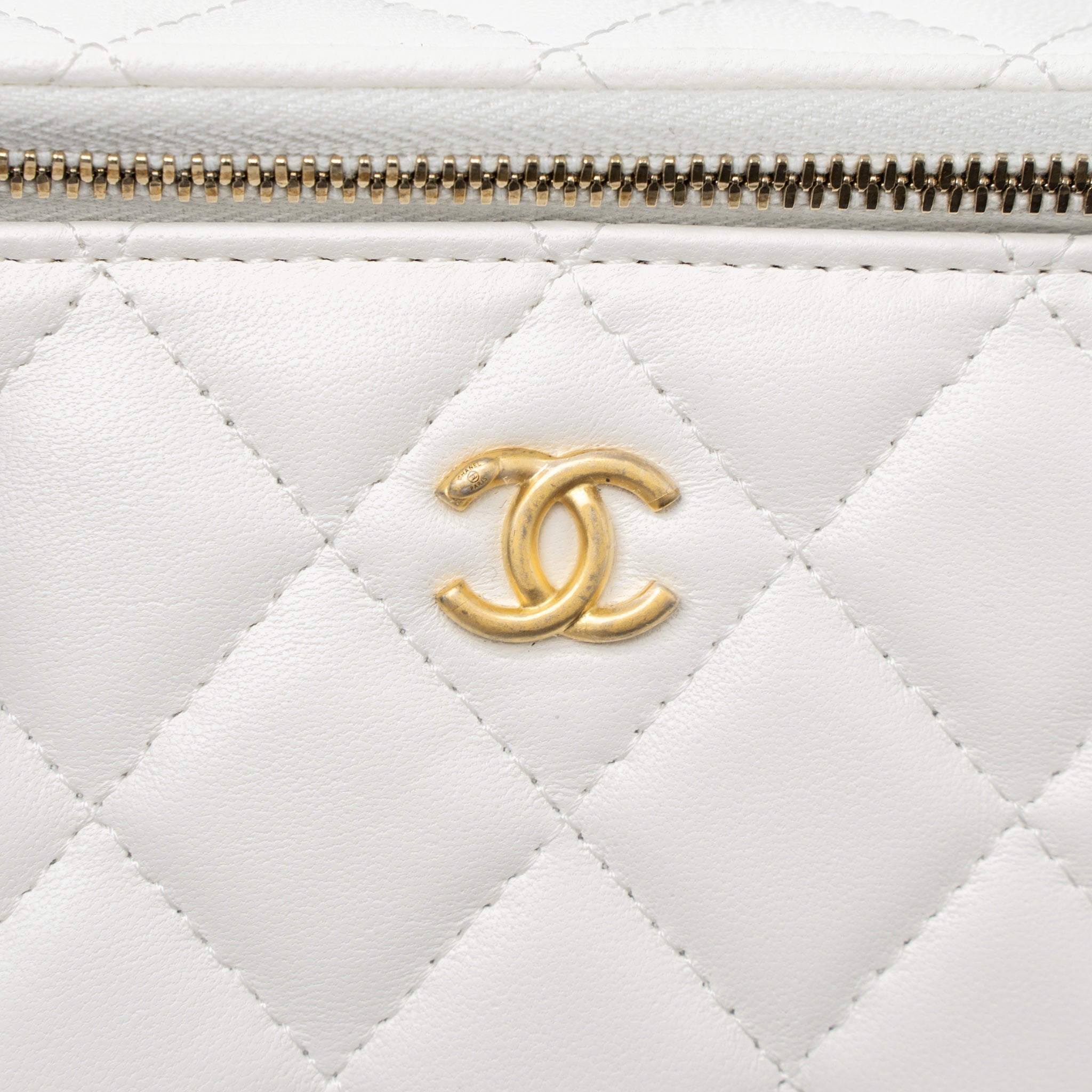 chanel-pearl-crush-long-vanity-with-chain-lambskin-white-ghw-microchip