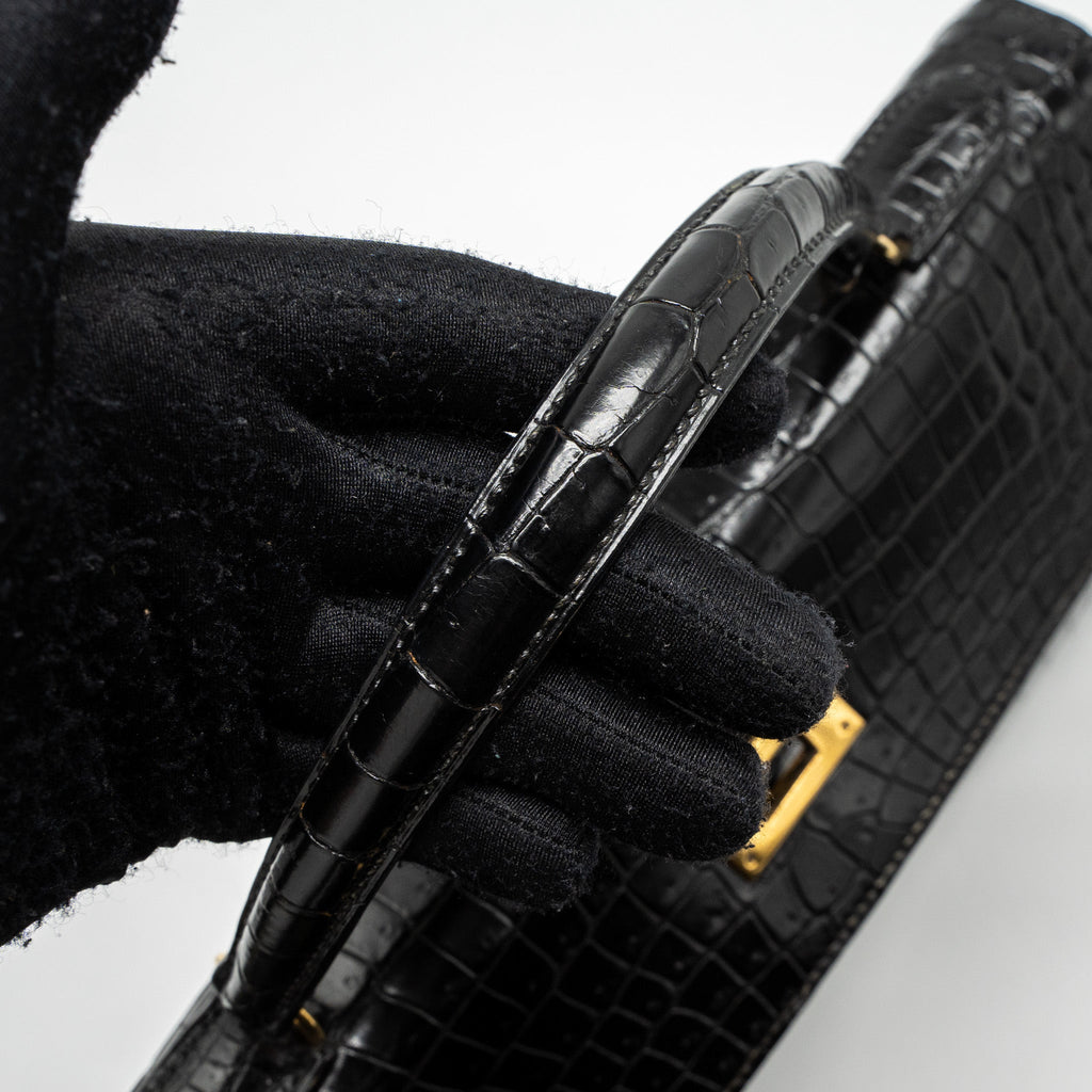 copy-of-hermes-kelly-32-shiny-crocodile-porosus-black-ghw-stamp-circle-q