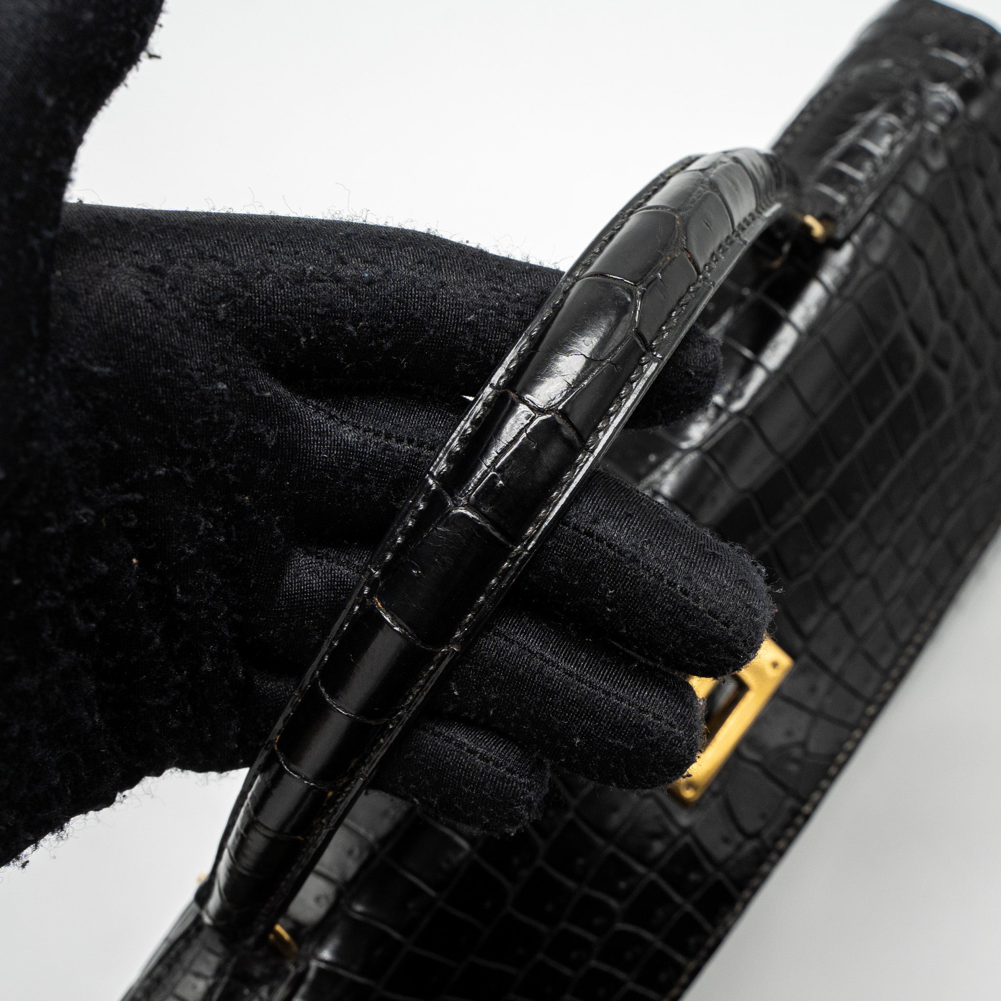 copy-of-hermes-kelly-32-shiny-crocodile-porosus-black-ghw-stamp-circle-q