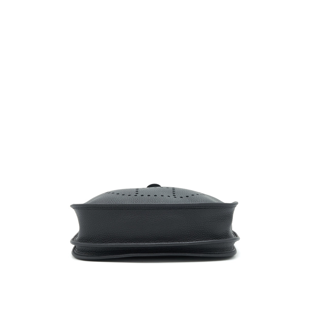 hermes-evelyn-29-bag-clemence-leather-black-shw-stamp-z