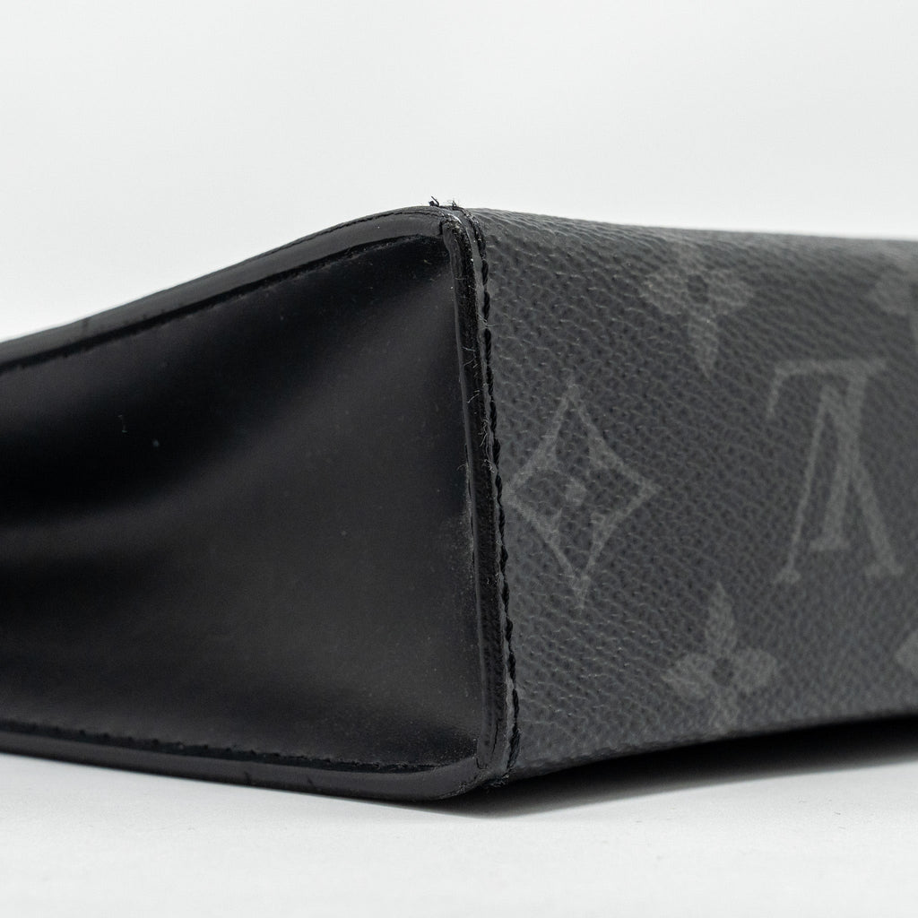 louis-vuitton-pochette-voyage-monogram-canvas-black-shw