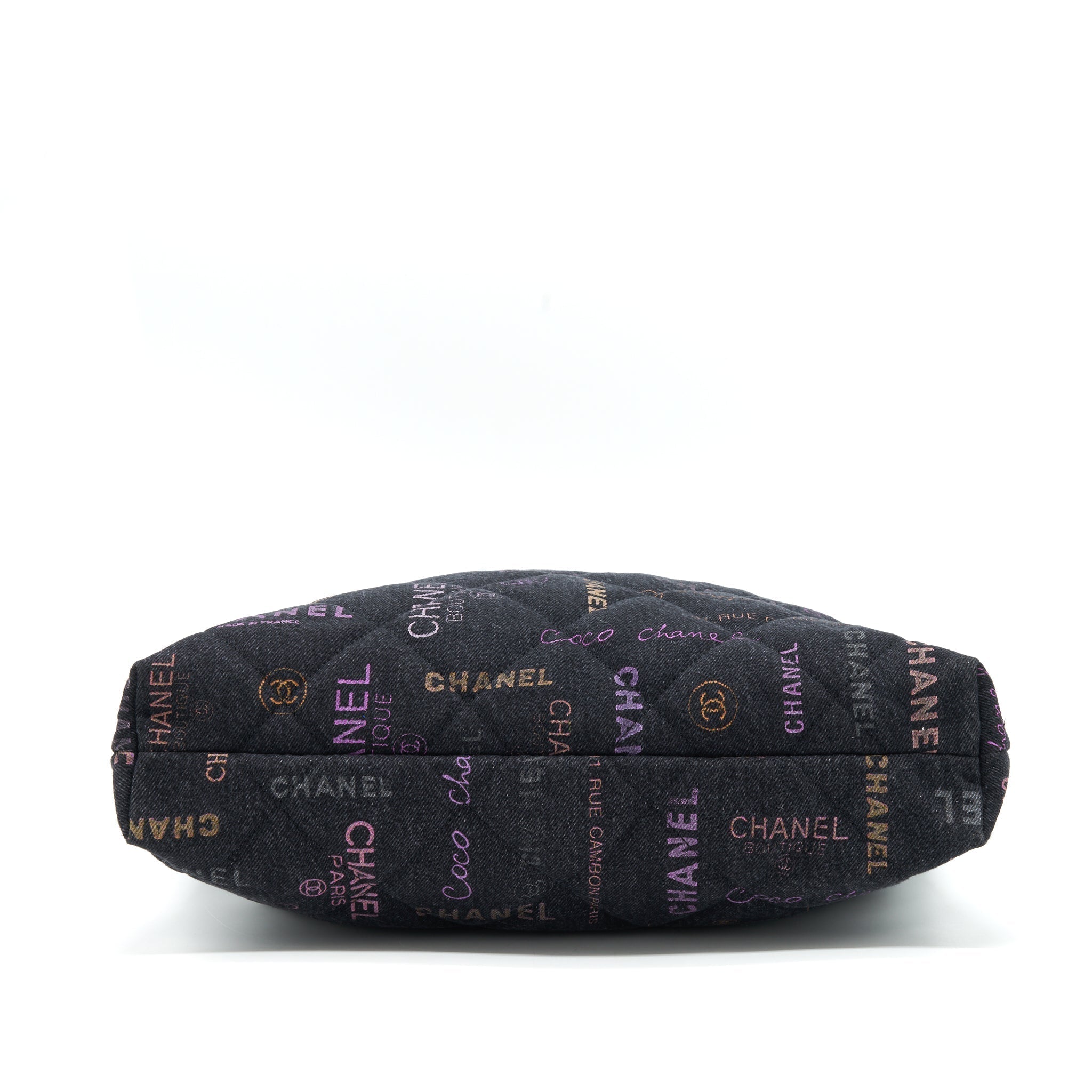 chanel-22p-printed-denim-maxi-shopping-tote-bag-black-multicolour-ghw