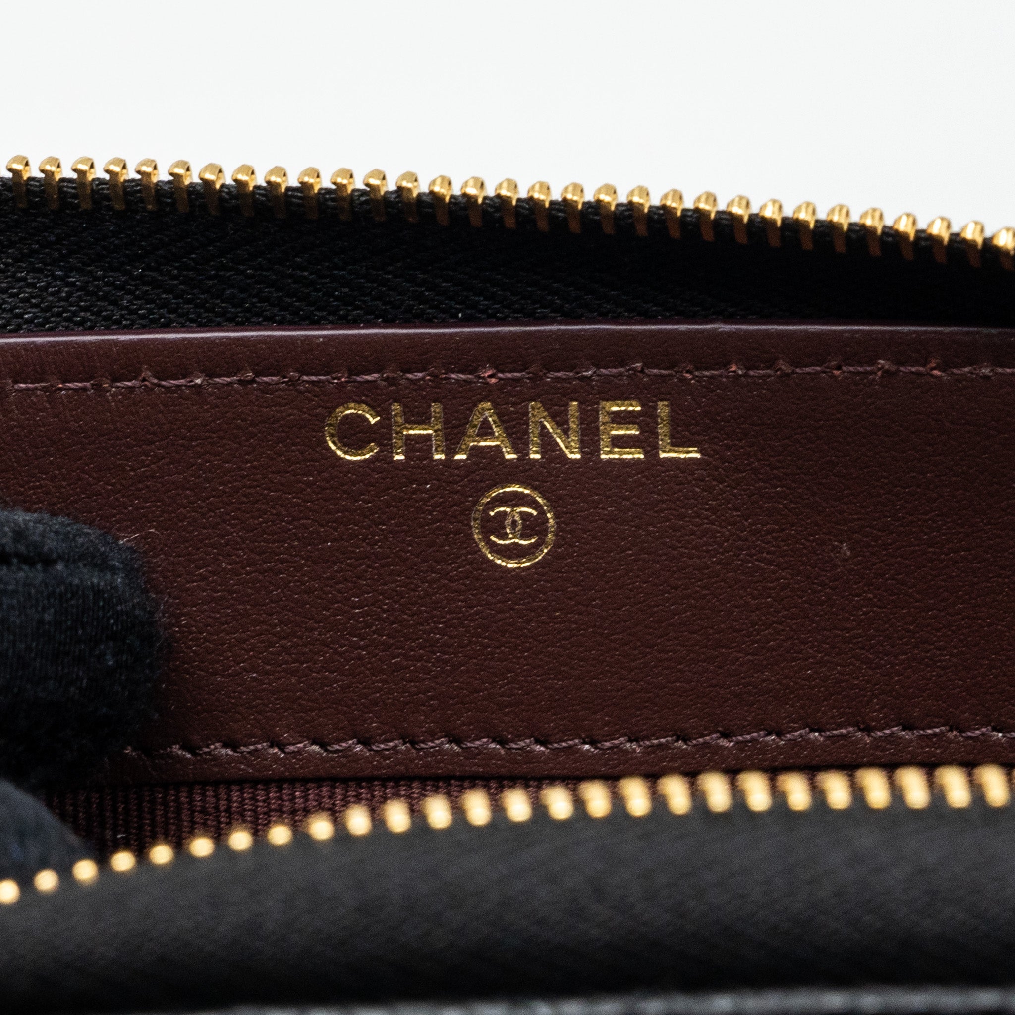 chanel-classic-long-zipped-wallet-caviar-black-ghw-microchip