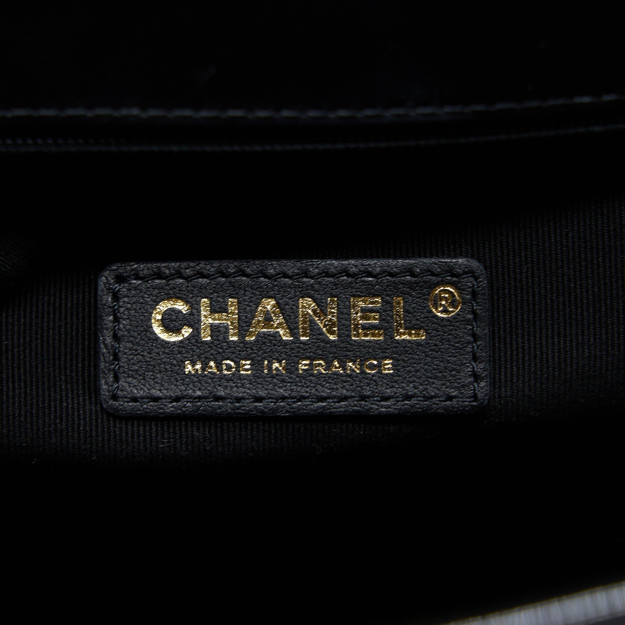 chanel-22k-large-backpack-patent-black-brushed-ghw-microchip