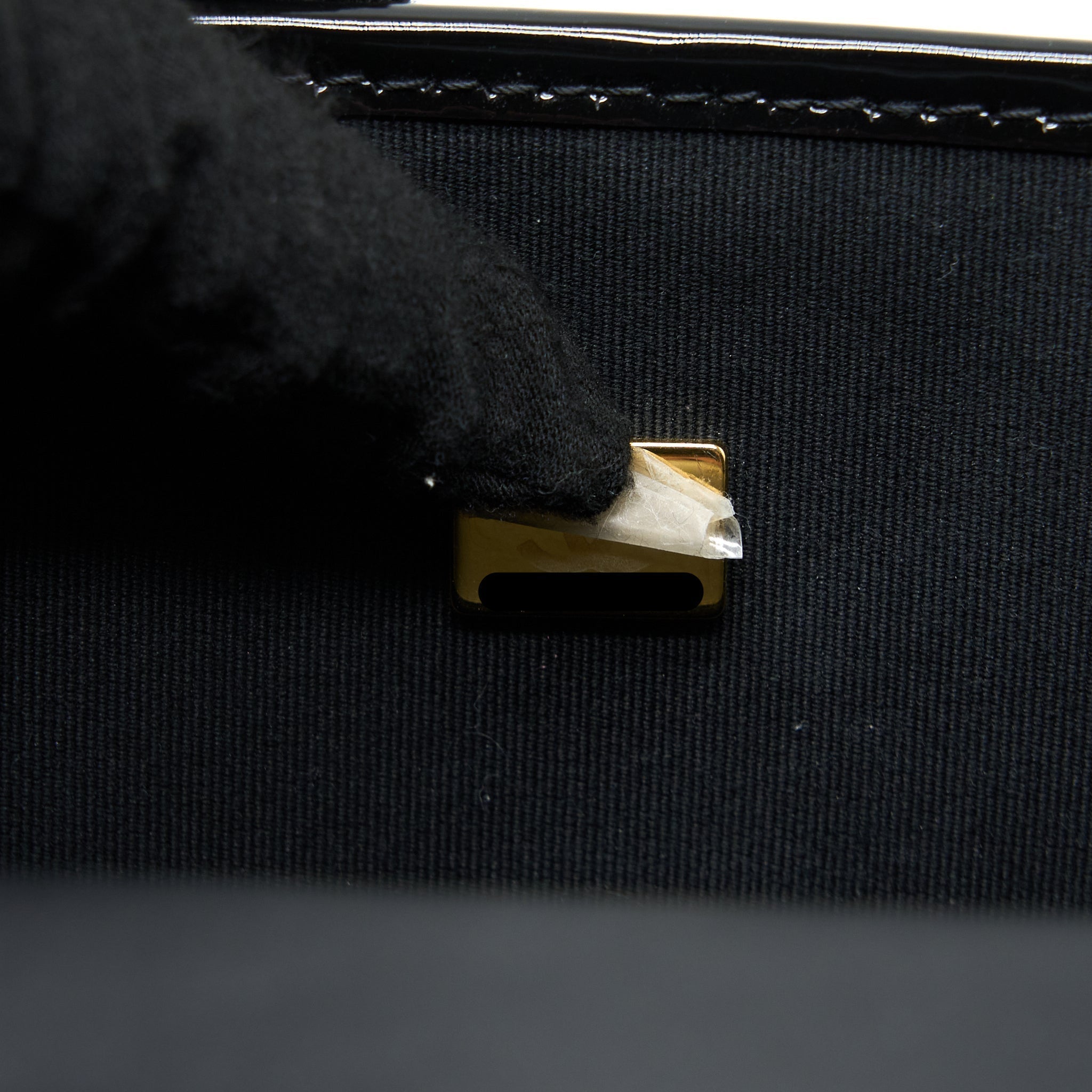 chanel-22k-large-backpack-patent-black-brushed-ghw-microchip
