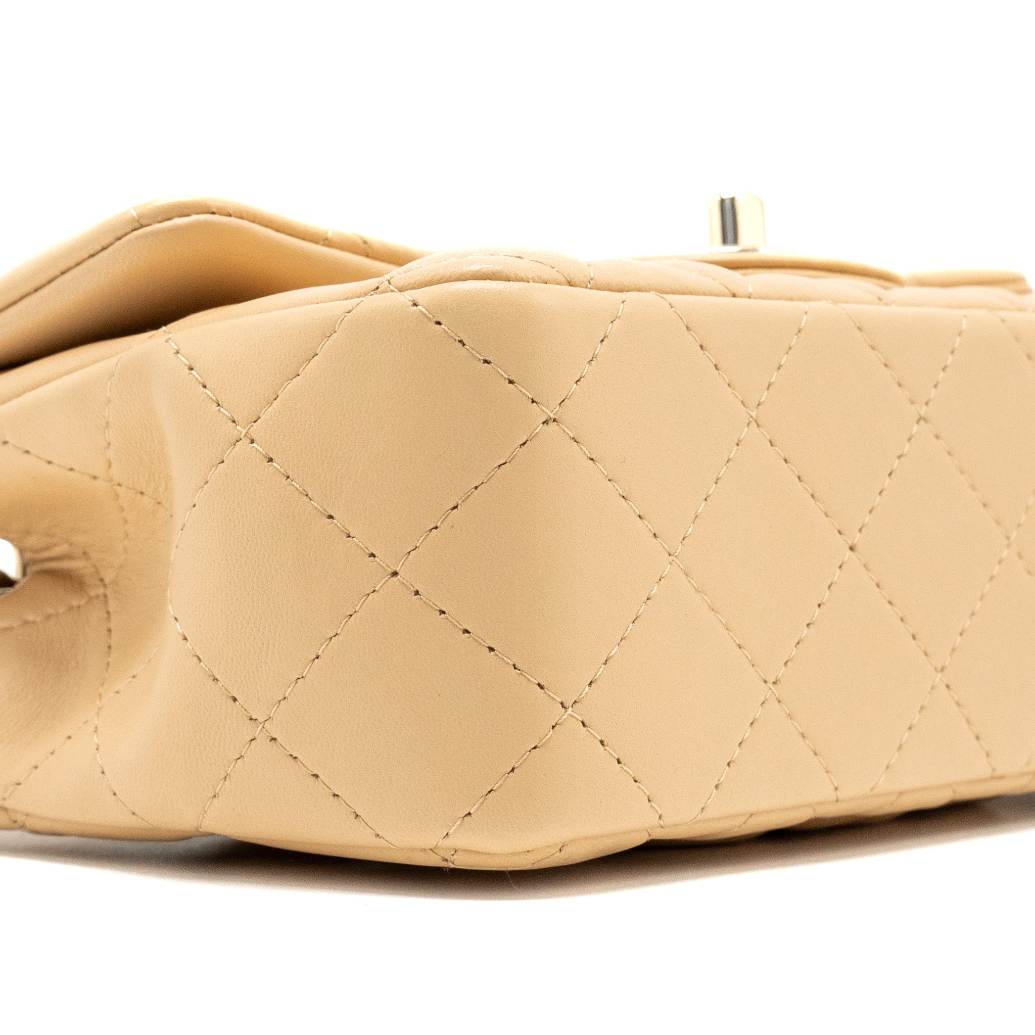 chanel-22c-mini-rectangular-flap-bag-lambskin-beige-lghw-microchip-1