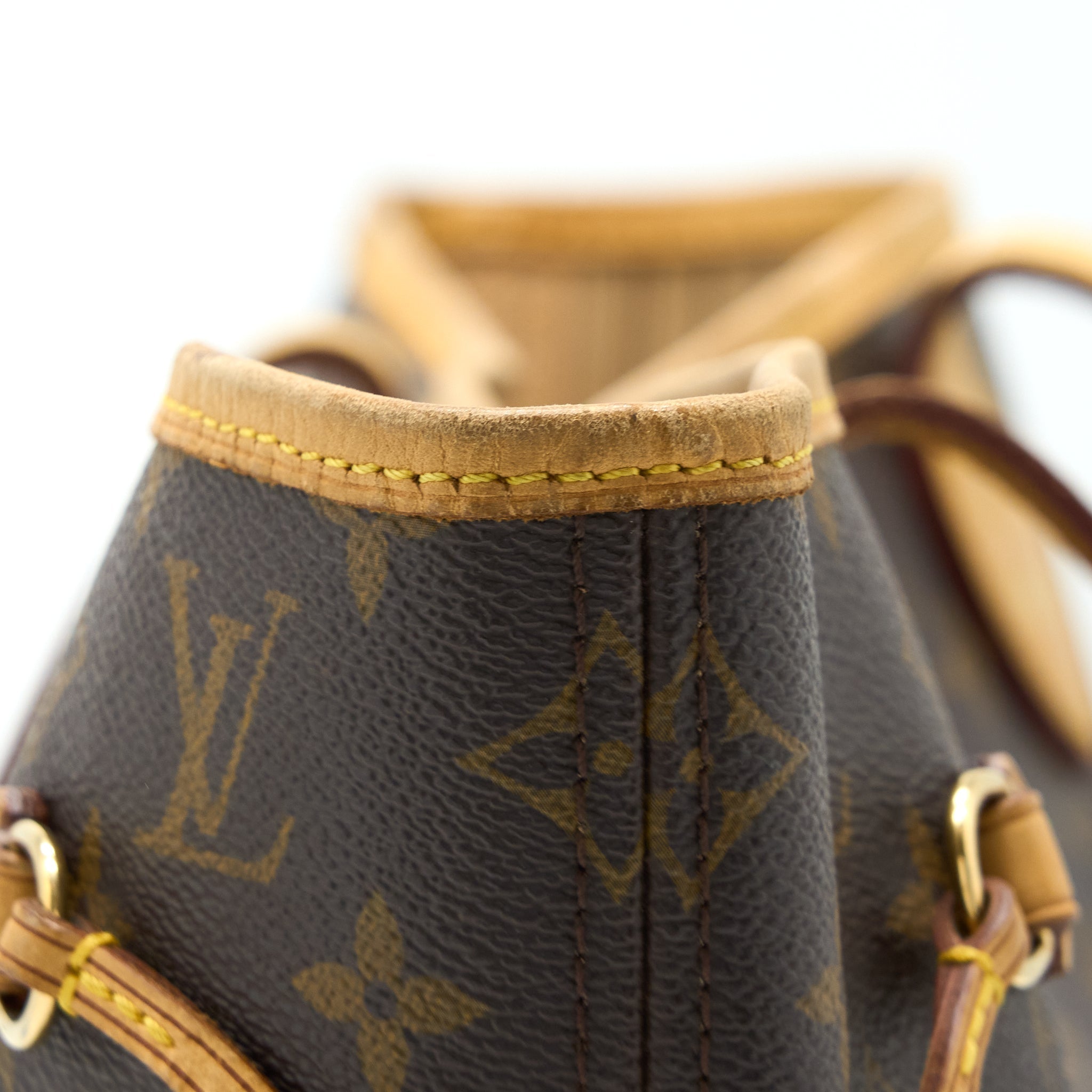 louis-vuitton-neverfull-mm-monogram-canvas-ghw-1
