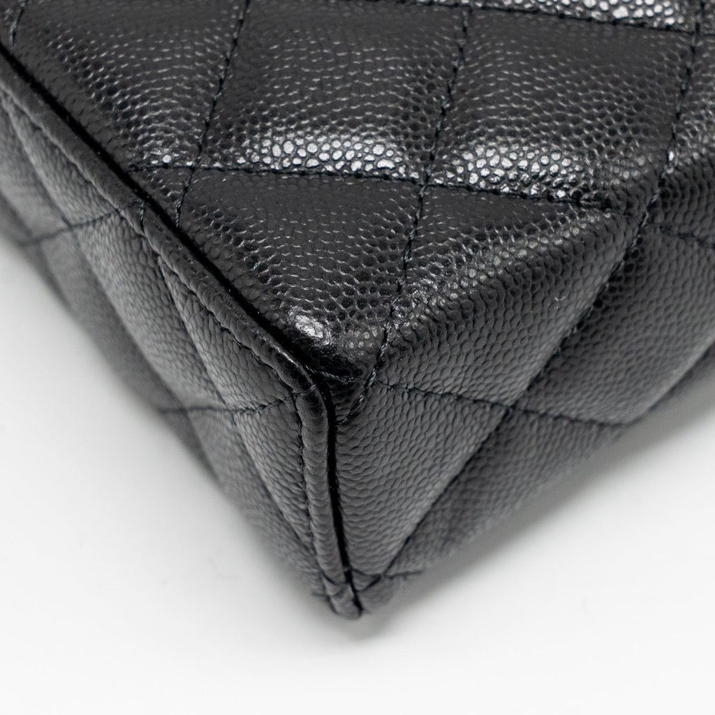 chanel-25p-cc-top-handle-vanity-with-chain-caviar-black-lghwmicrochip-3