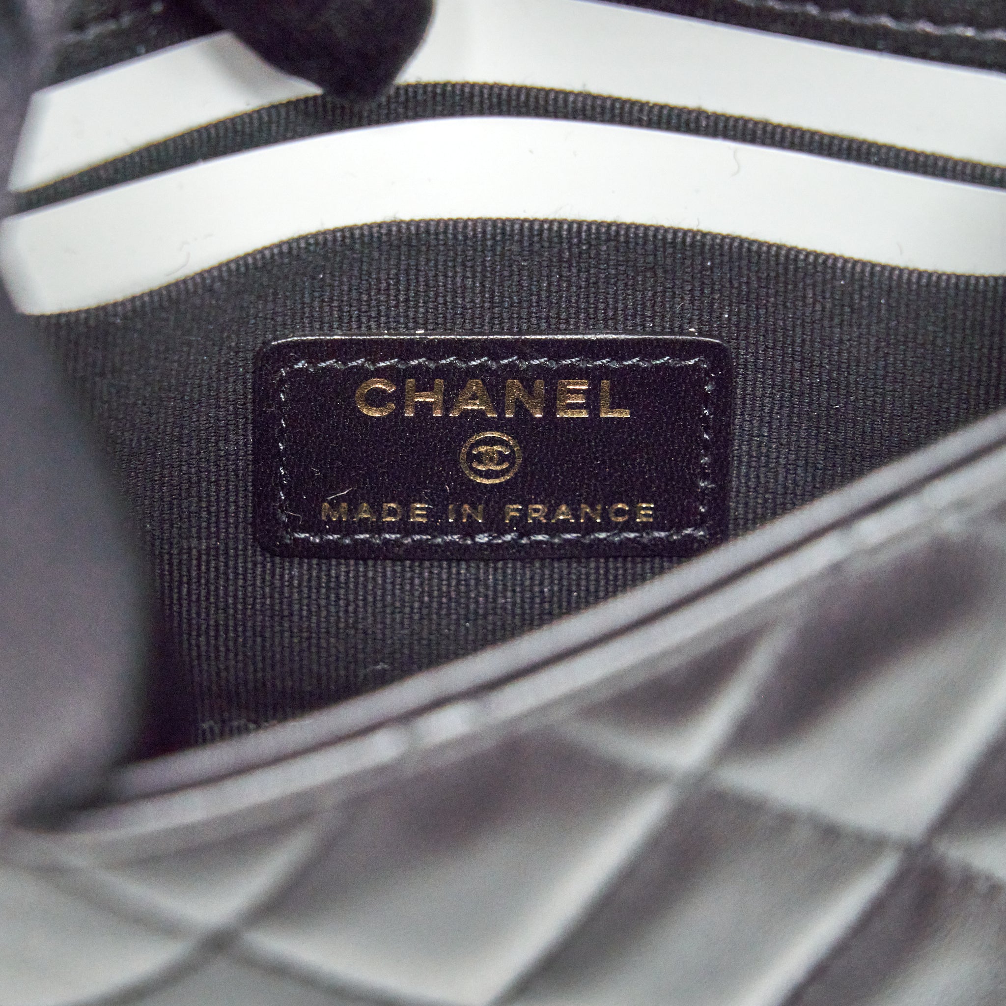 chanel-22p-top-handle-mini-flap-bag-with-chain-lambskin-black-lghw-1