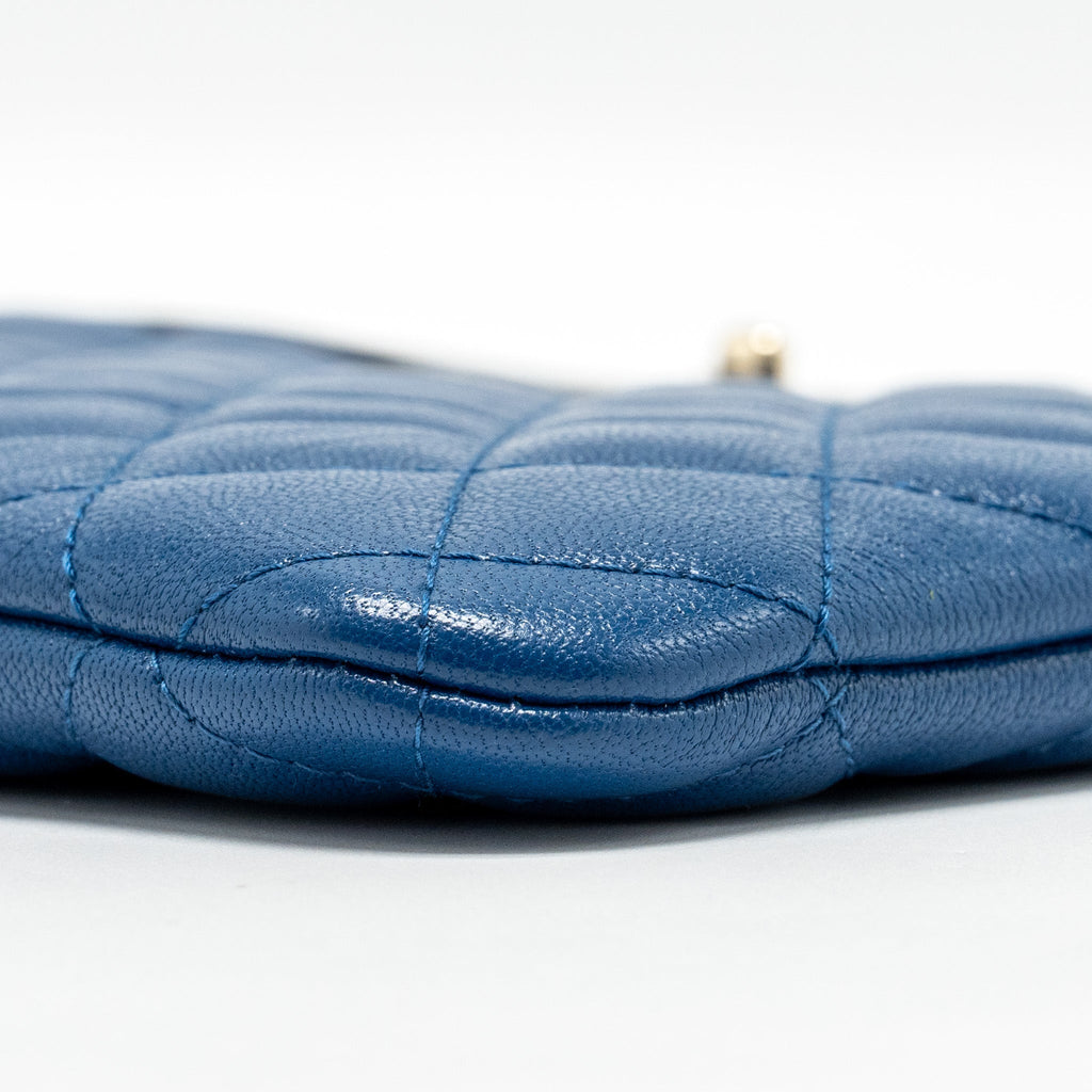chanel-cc-logo-quilted-zip-pouch-clutch-lambskin-black-blue-ghw