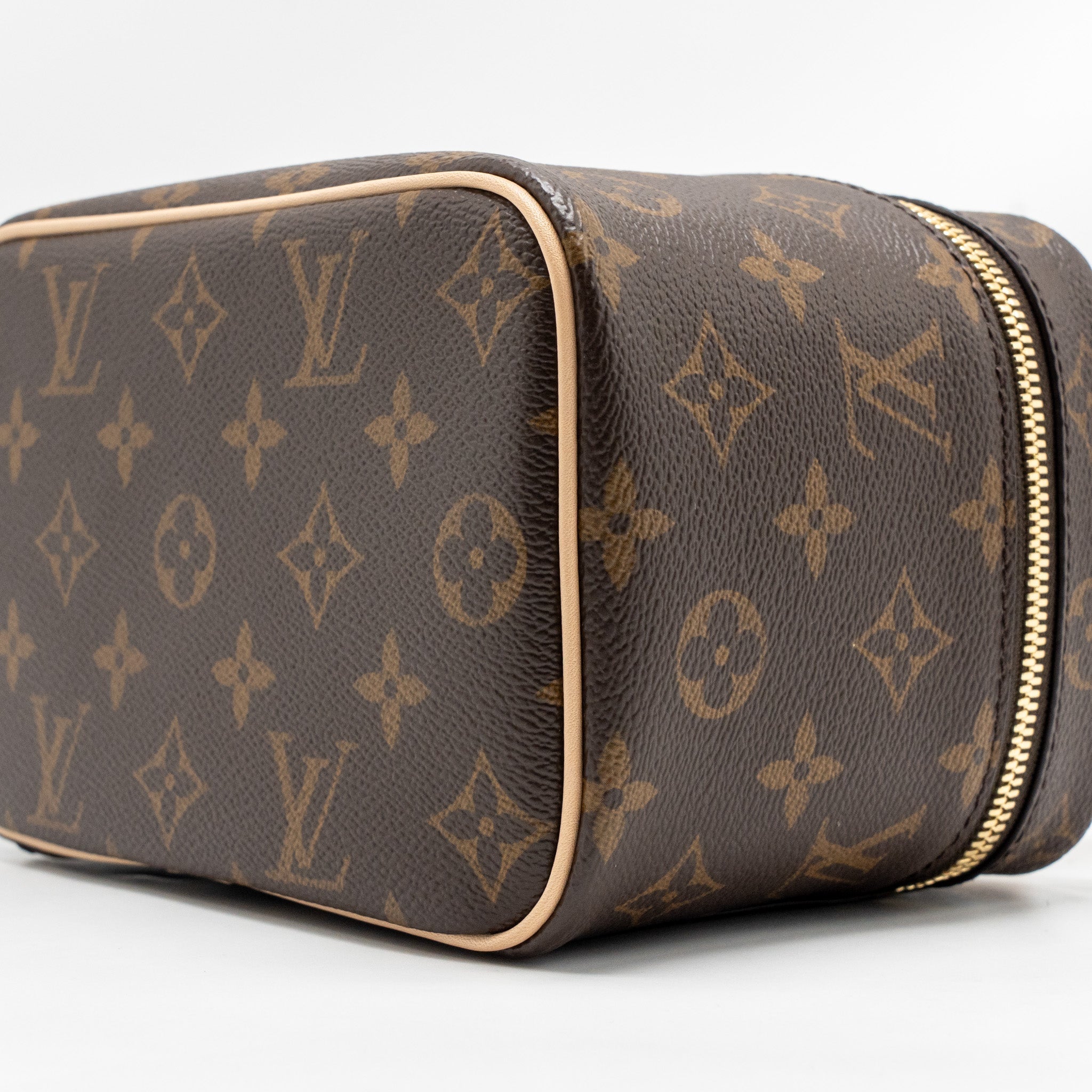 louis-vuitton-nice-mini-monogram-canvas-ghw-5