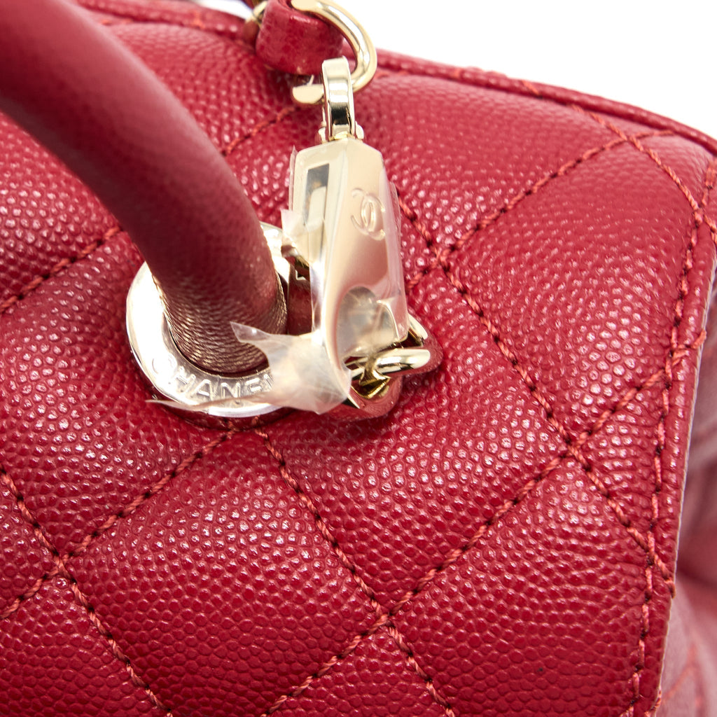 chanel-medium-coco-handle-caviar-red-lghw-microchip