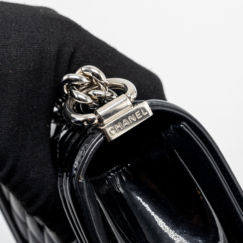 chanel-small-boy-bag-patent-black-with-multicolour-hardware