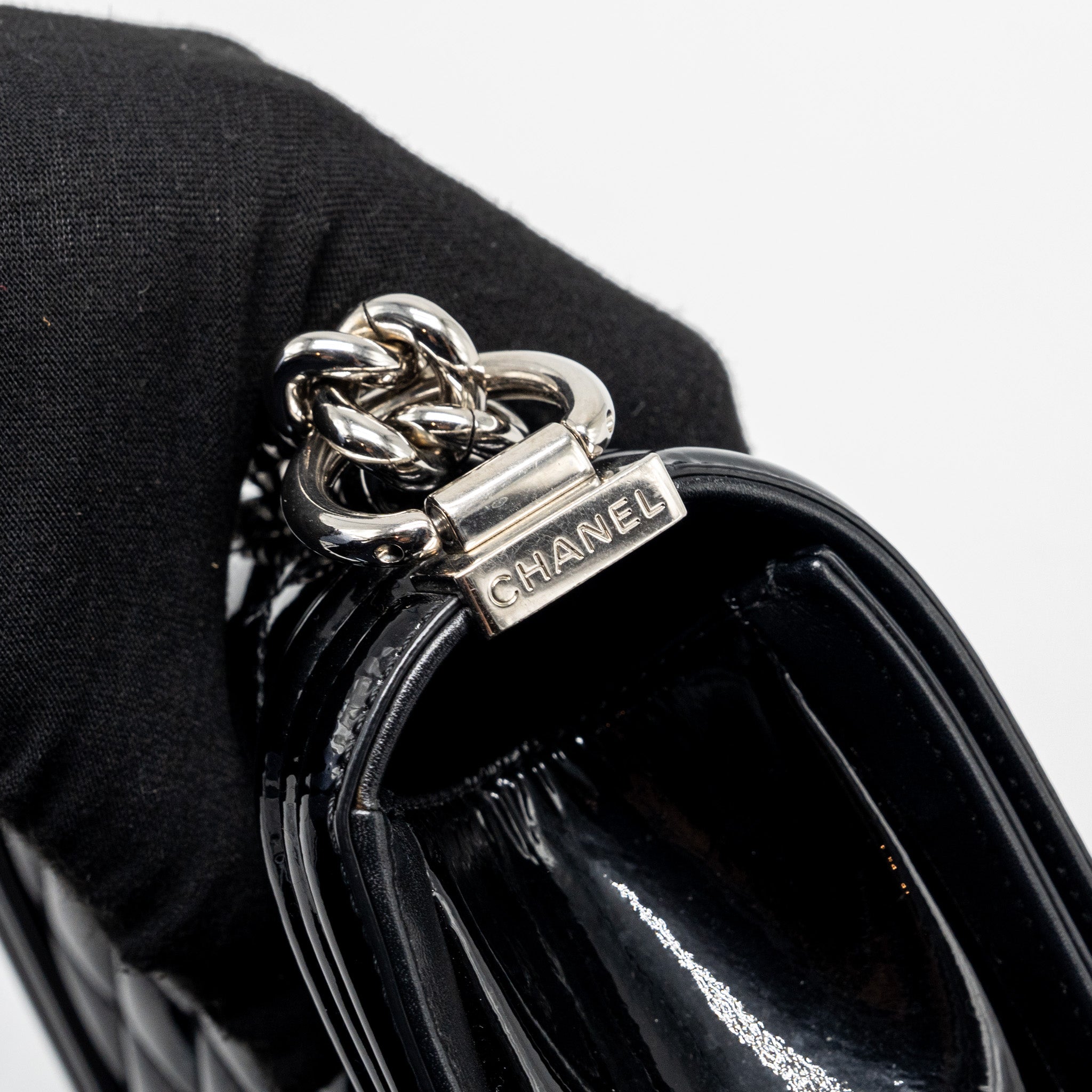 chanel-small-boy-bag-patent-black-with-multicolour-hardware