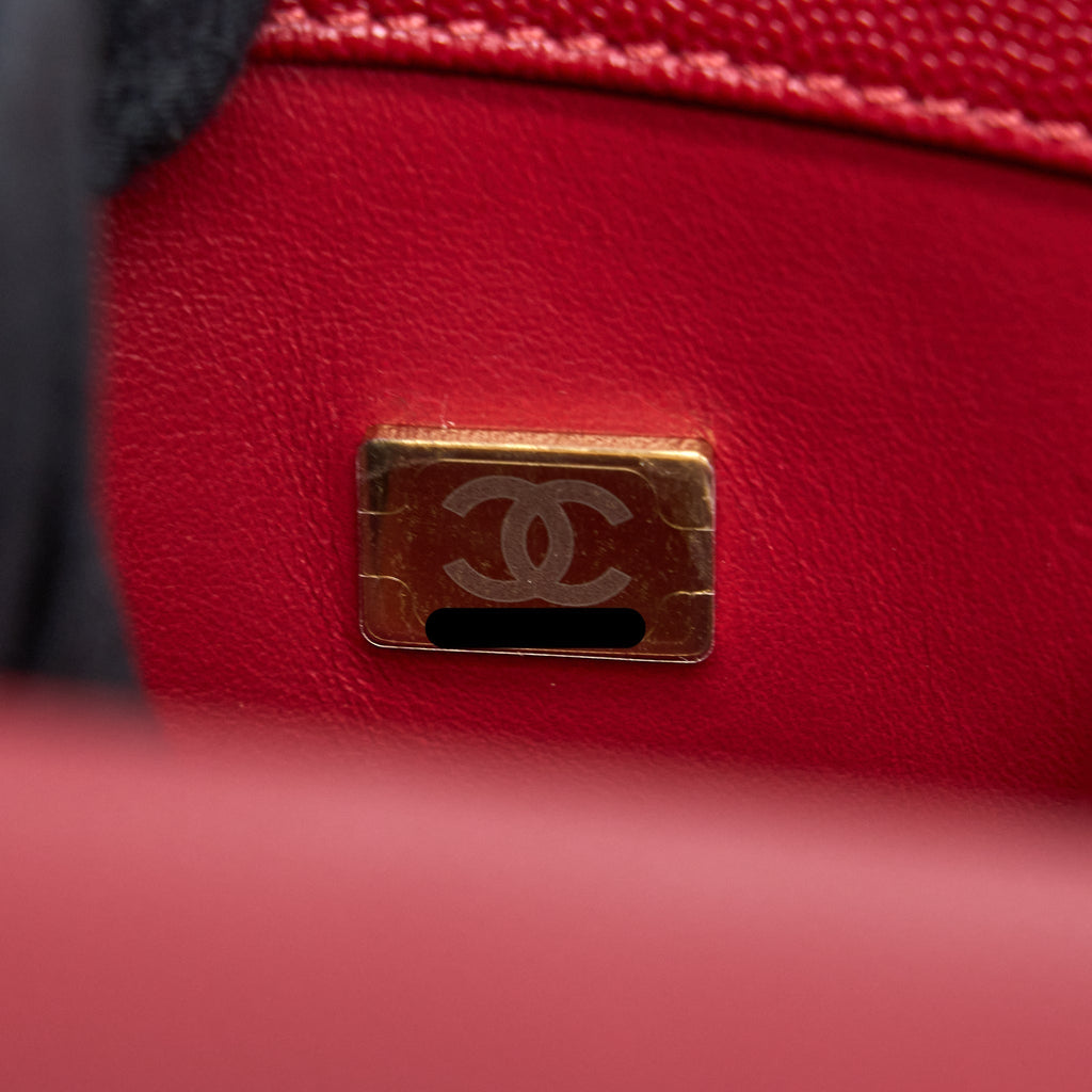 chanel-medium-coco-handle-caviar-red-lghw-microchip