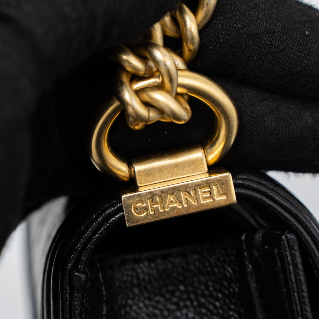 chanel-super-mini-boy-bag-caviar-black-ghw-microchip