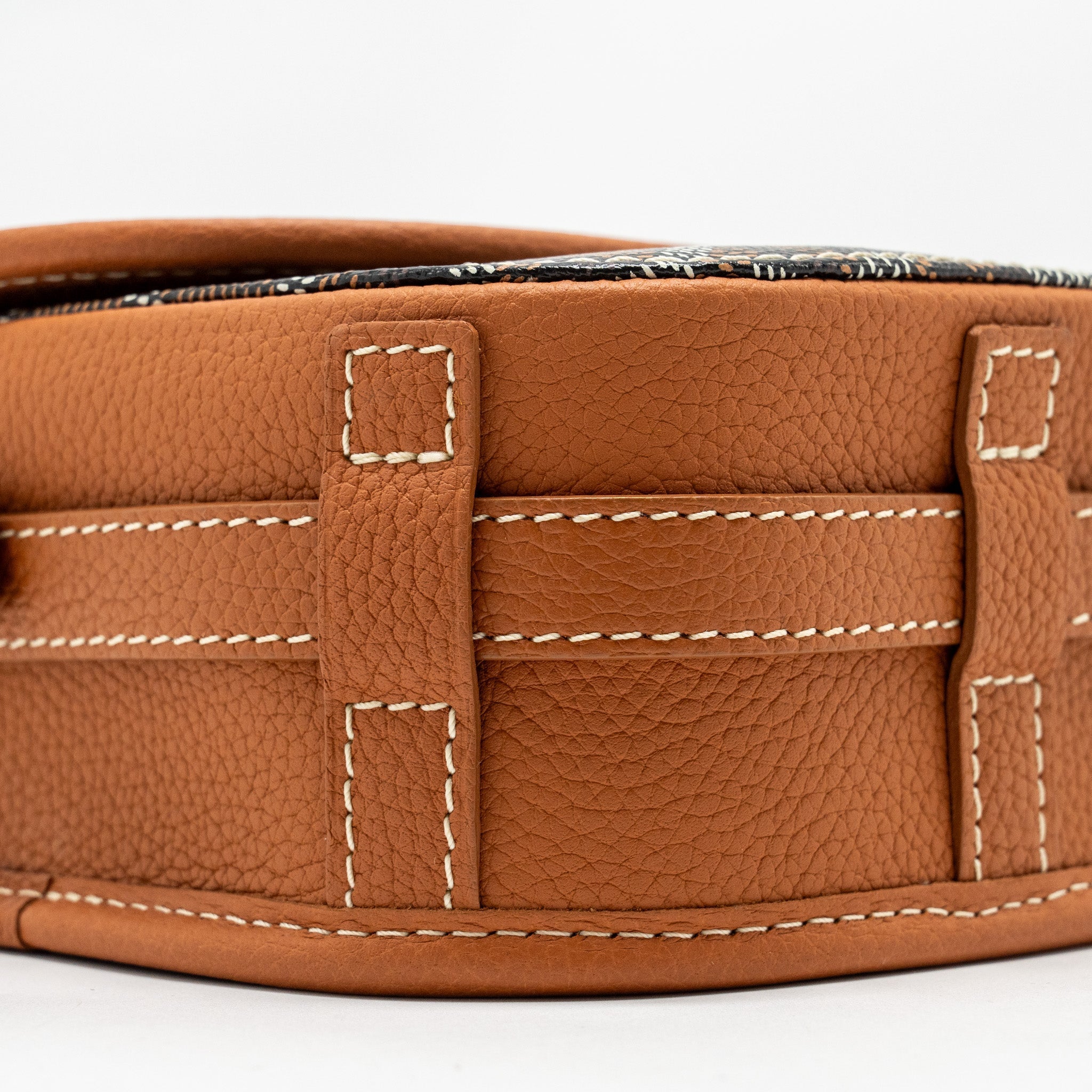 goyard-belvedere-pm-messenger-bag-goyardline-canvas-shw