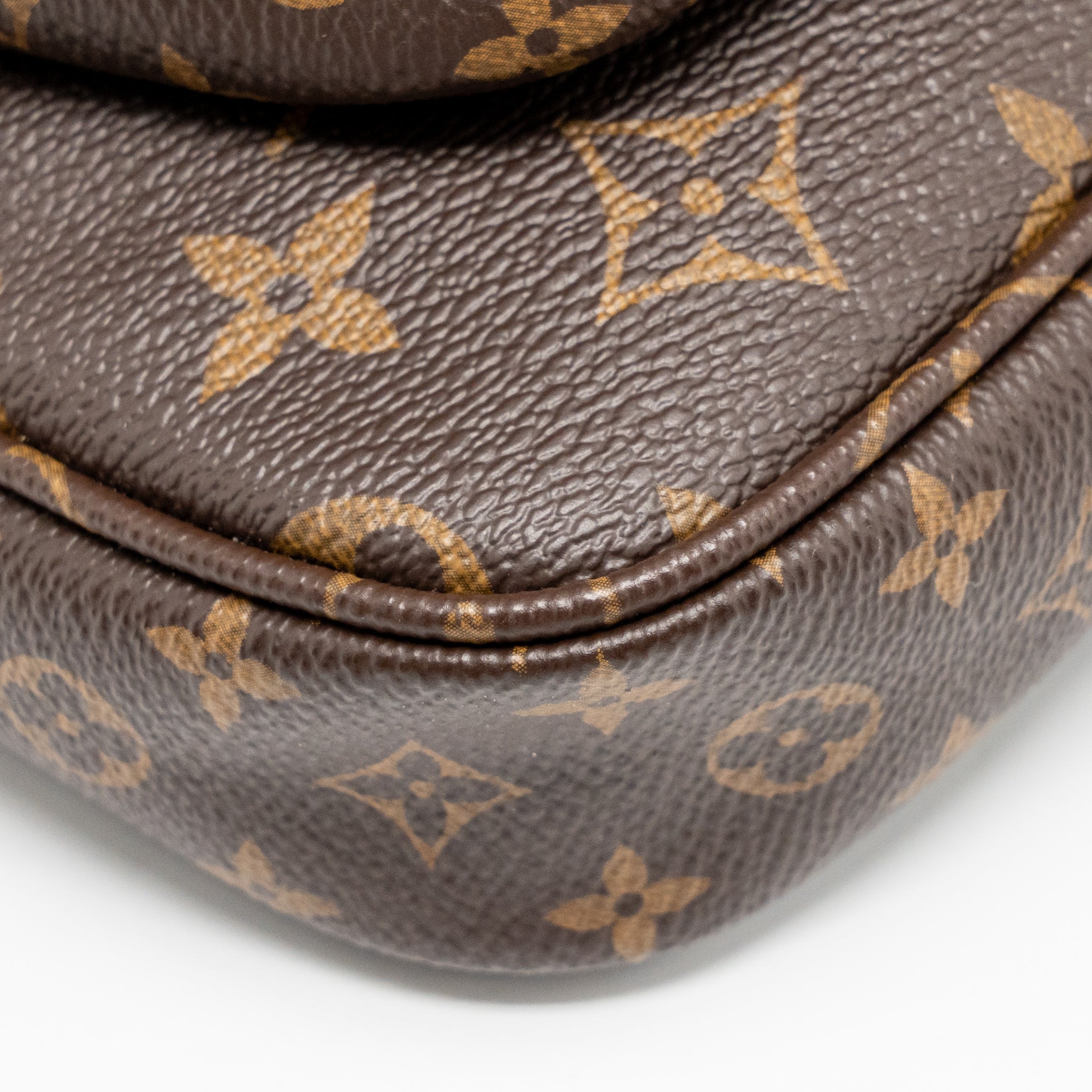 lv-bag-1