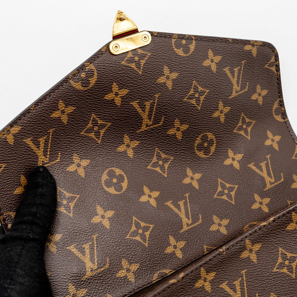 louis-vuitton-pochette-metis-monogram-canvas-with-ghw-1