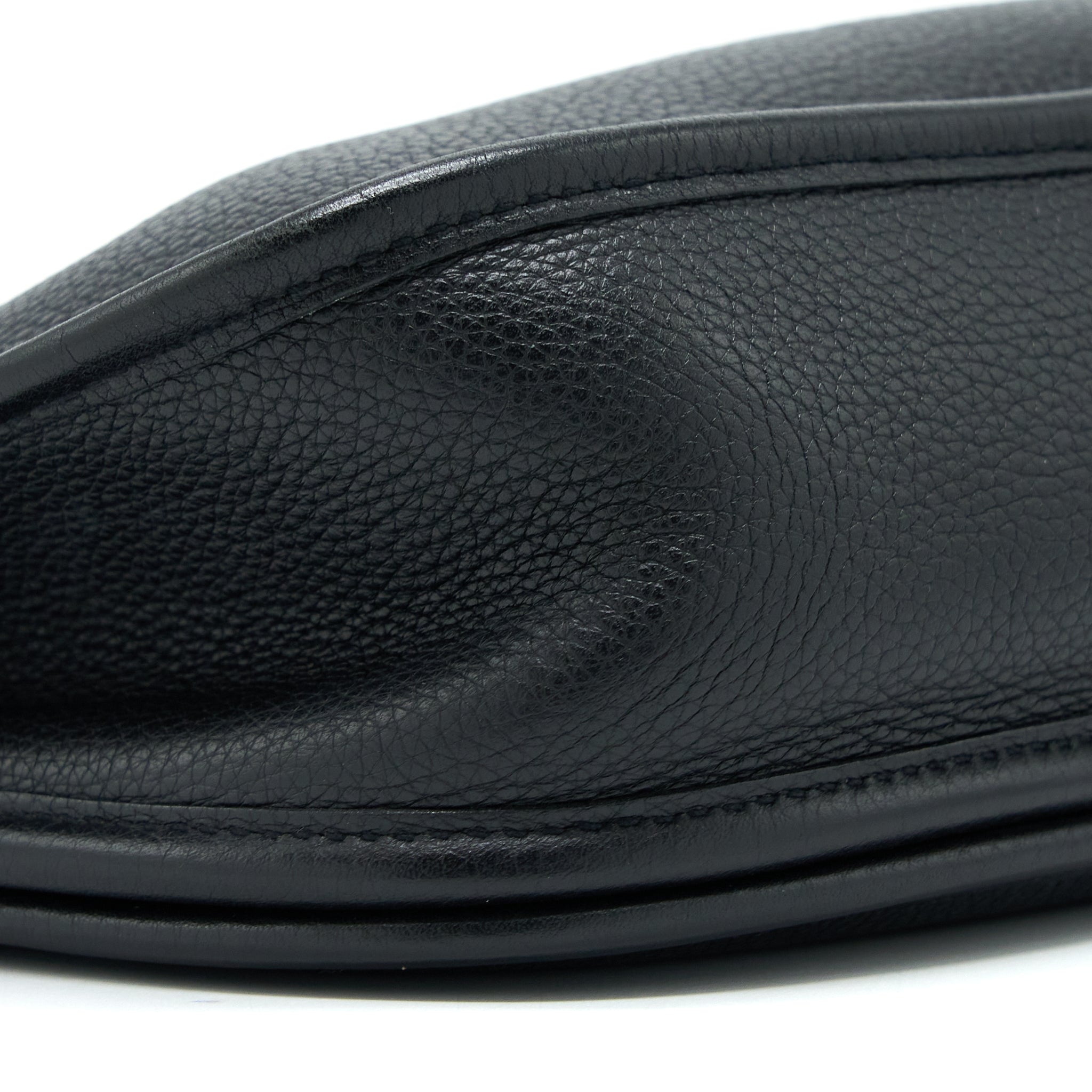 hermes-evelyn-29-clemence-black-shw-stamp-square-k