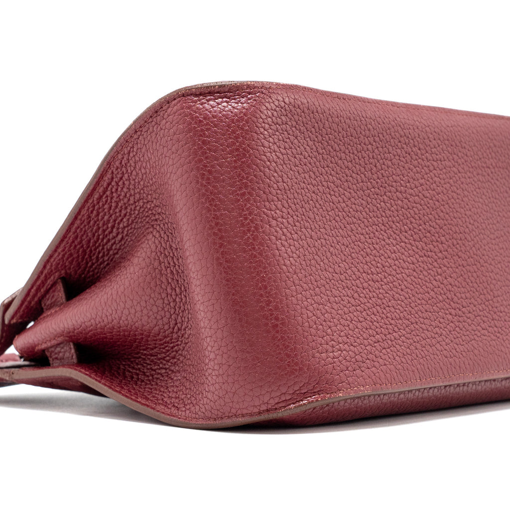 hermes-jypsiere-28-clemence-rouge-grenat-shw-stamp-square-p