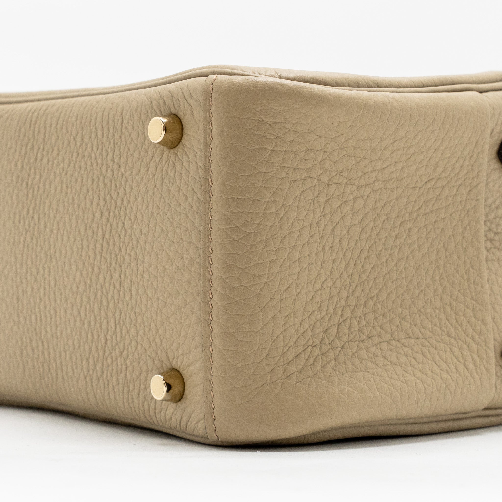hermes-lindy-white