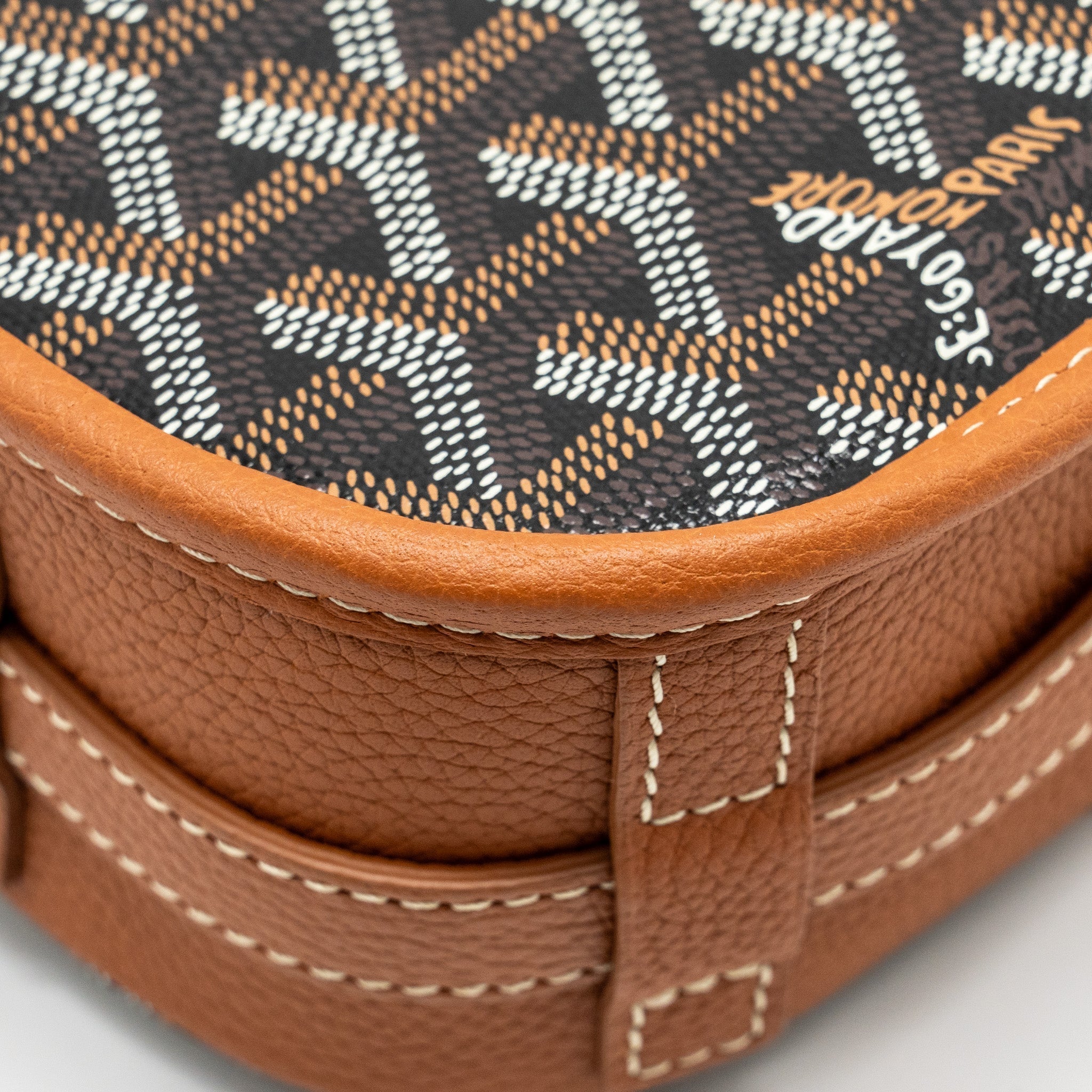 goyard-belvedere-pm-messenger-bag-goyardline-canvas-shw