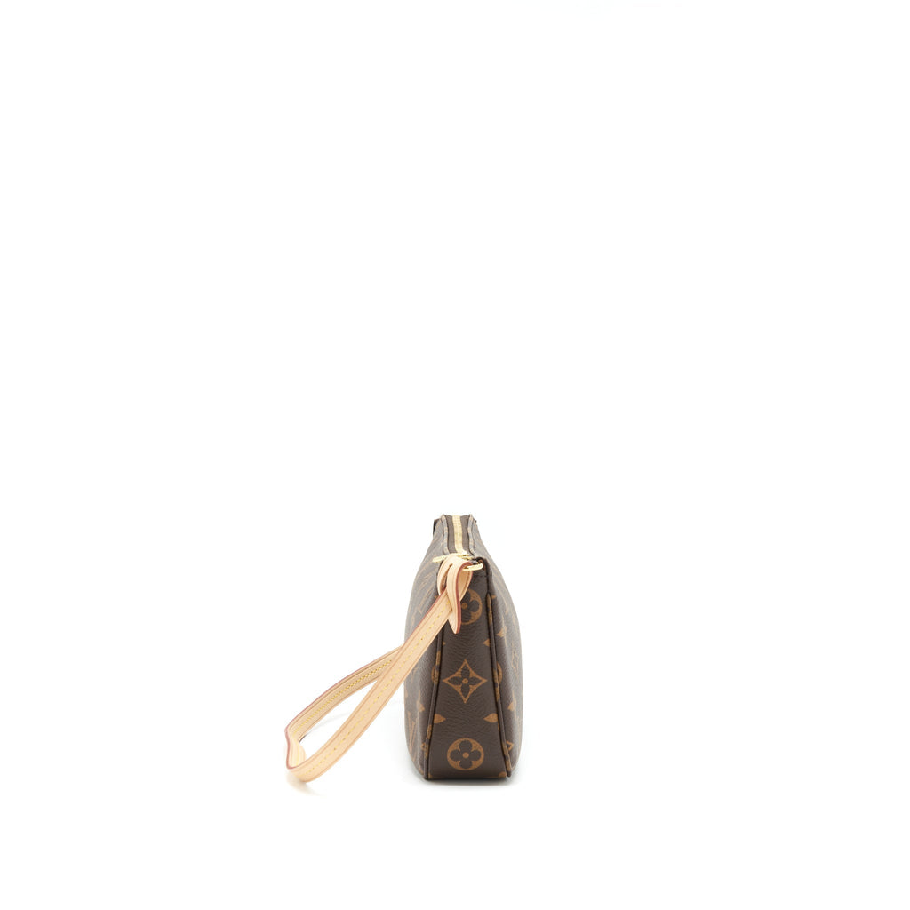 louis-vuitton-pochette-accessories-monogram-canvas-3