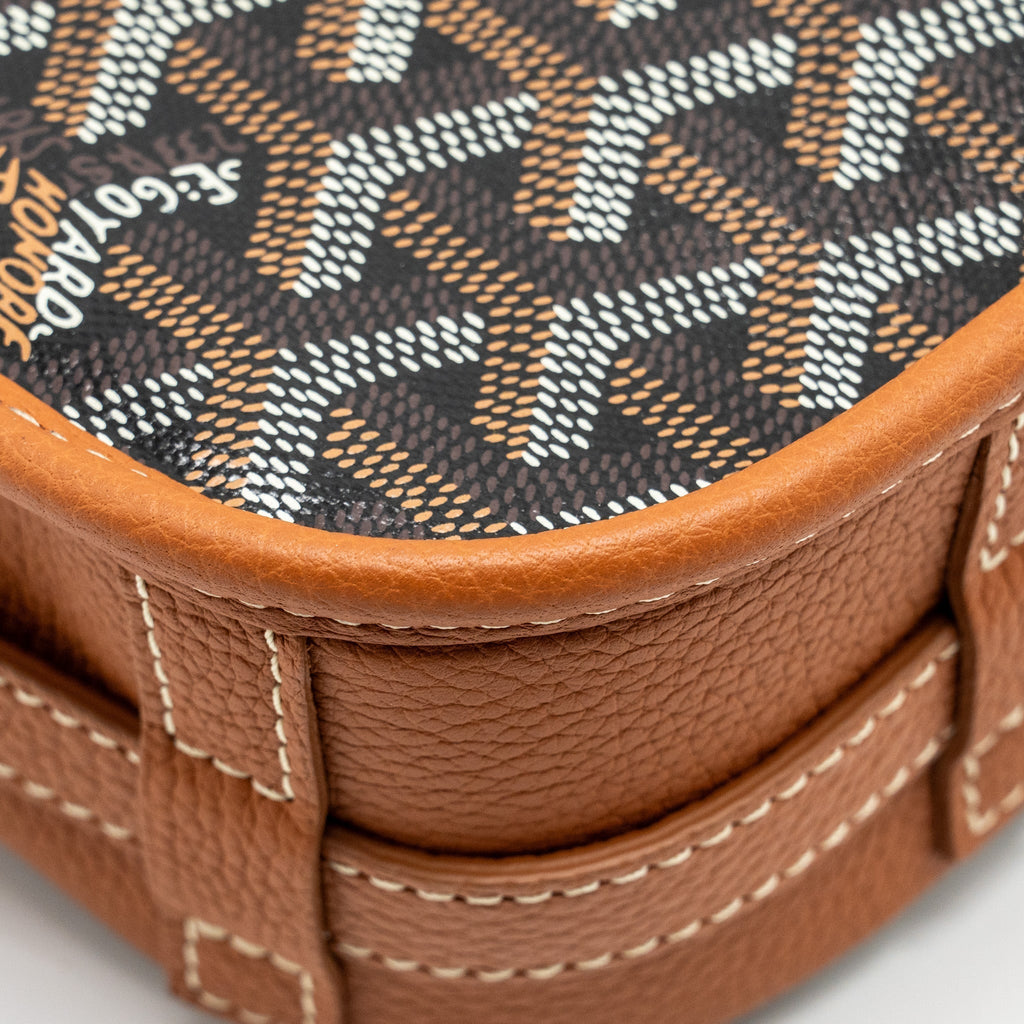 goyard-belvedere-pm-messenger-bag-goyardline-canvas-shw