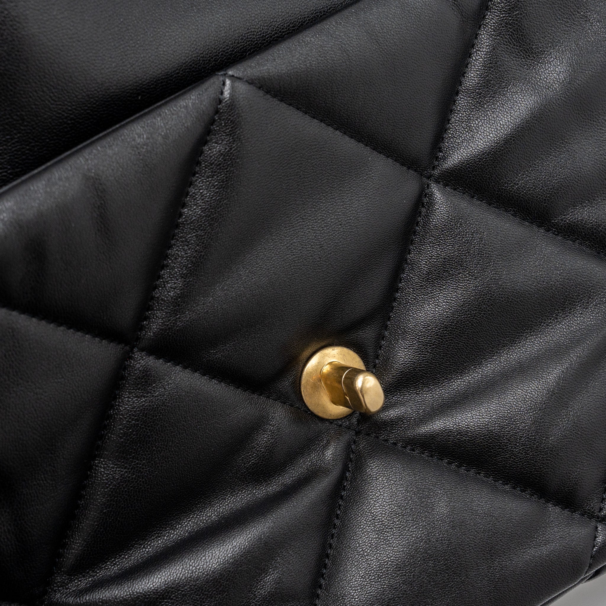 chanel-medium-19-bag-lambskin-black-multicolour-hardwaremicrochip