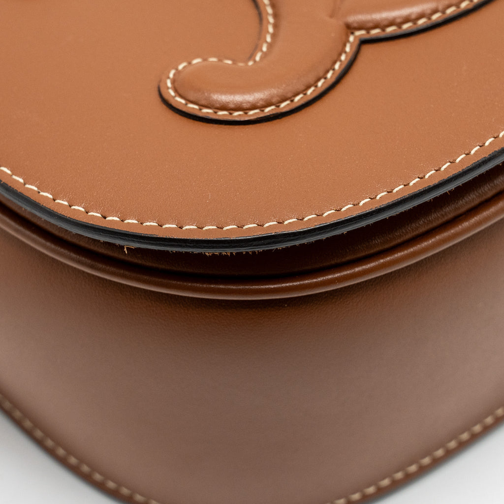 celine-folco-cuir-triomphe-smooth-calfskin-tan-ghw