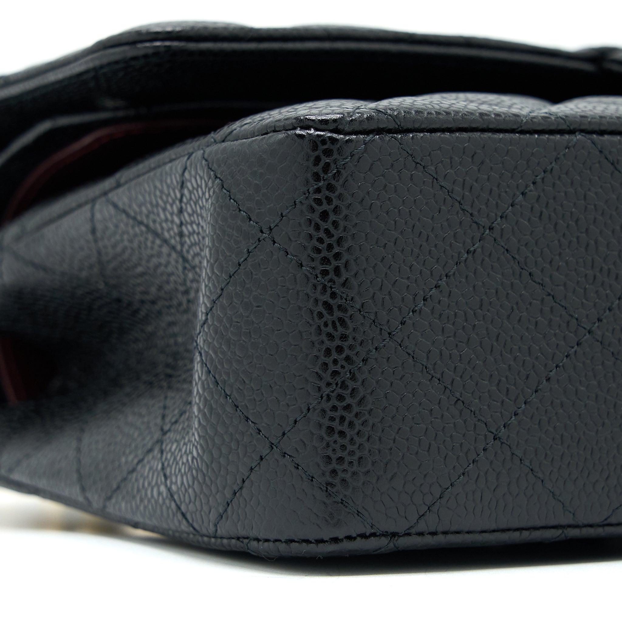 chanel-medium-classic-double-flap-bag-caviar-black-ghw-microchip-5