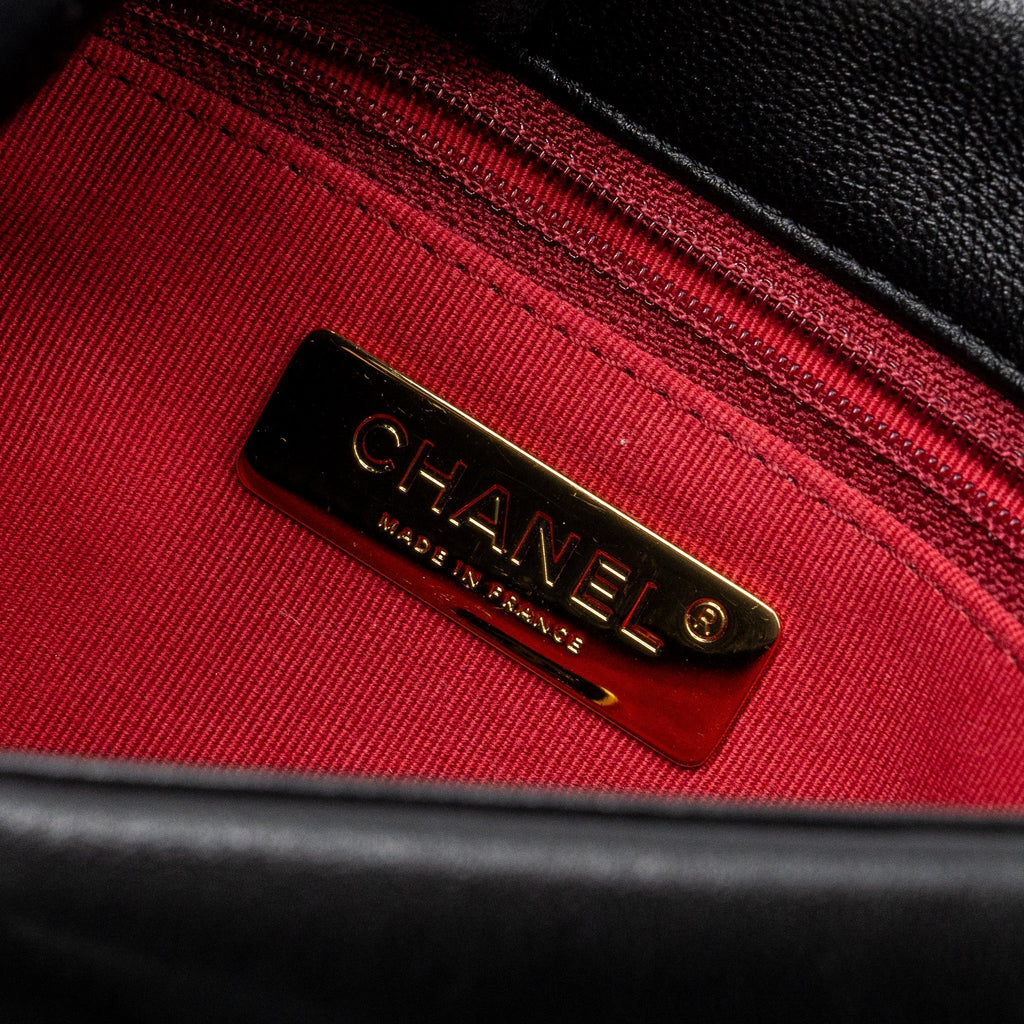 chanel-medium-19-bag-lambskin-black-multicolour-hardwaremicrochip
