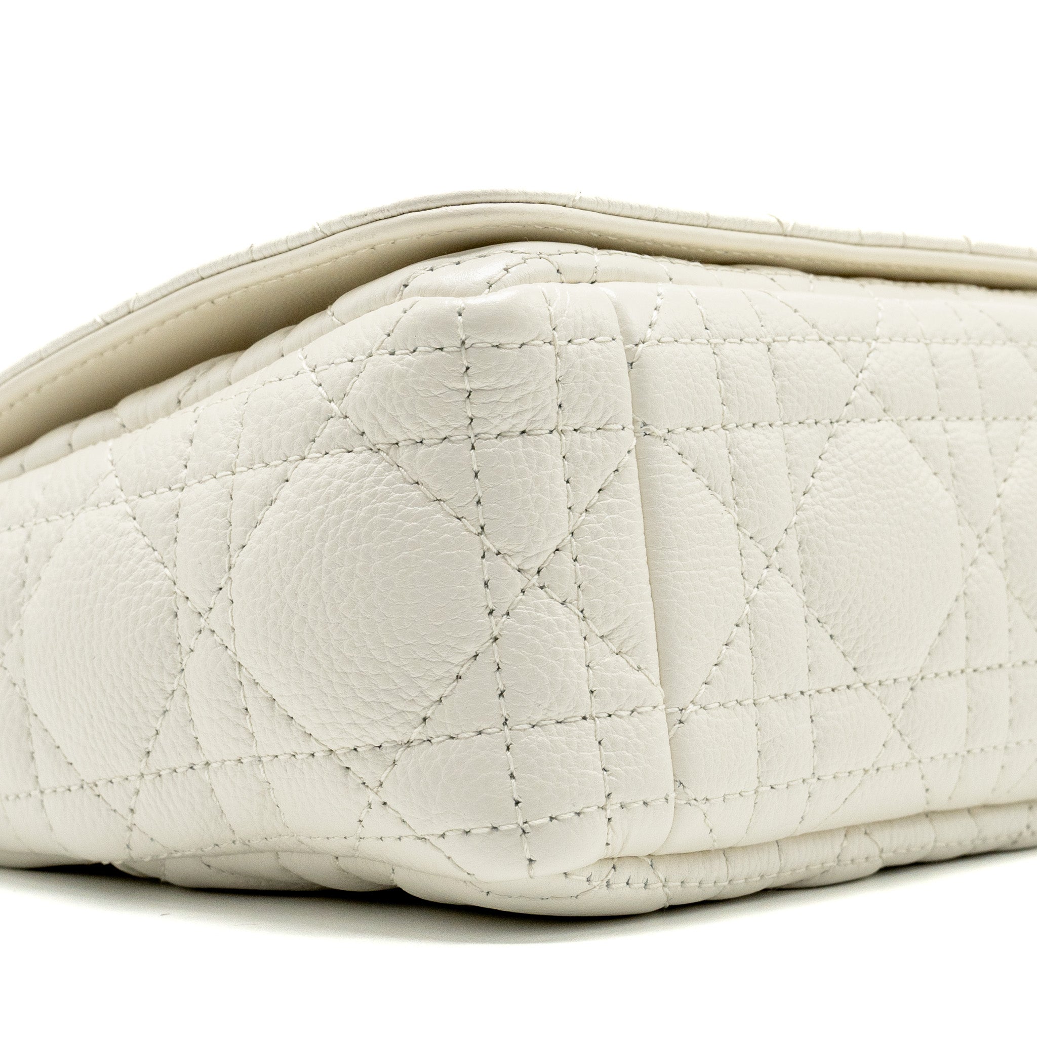 dior-caro-s-flap-bag-calfskin-white-ghw