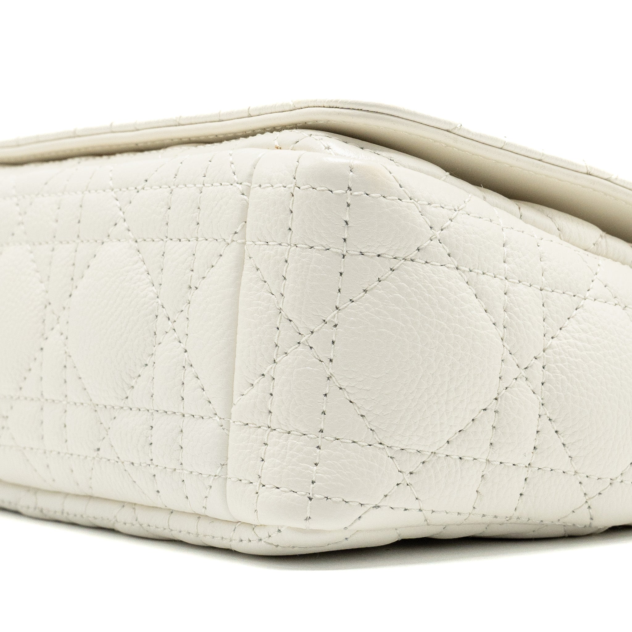 dior-caro-s-flap-bag-calfskin-white-ghw