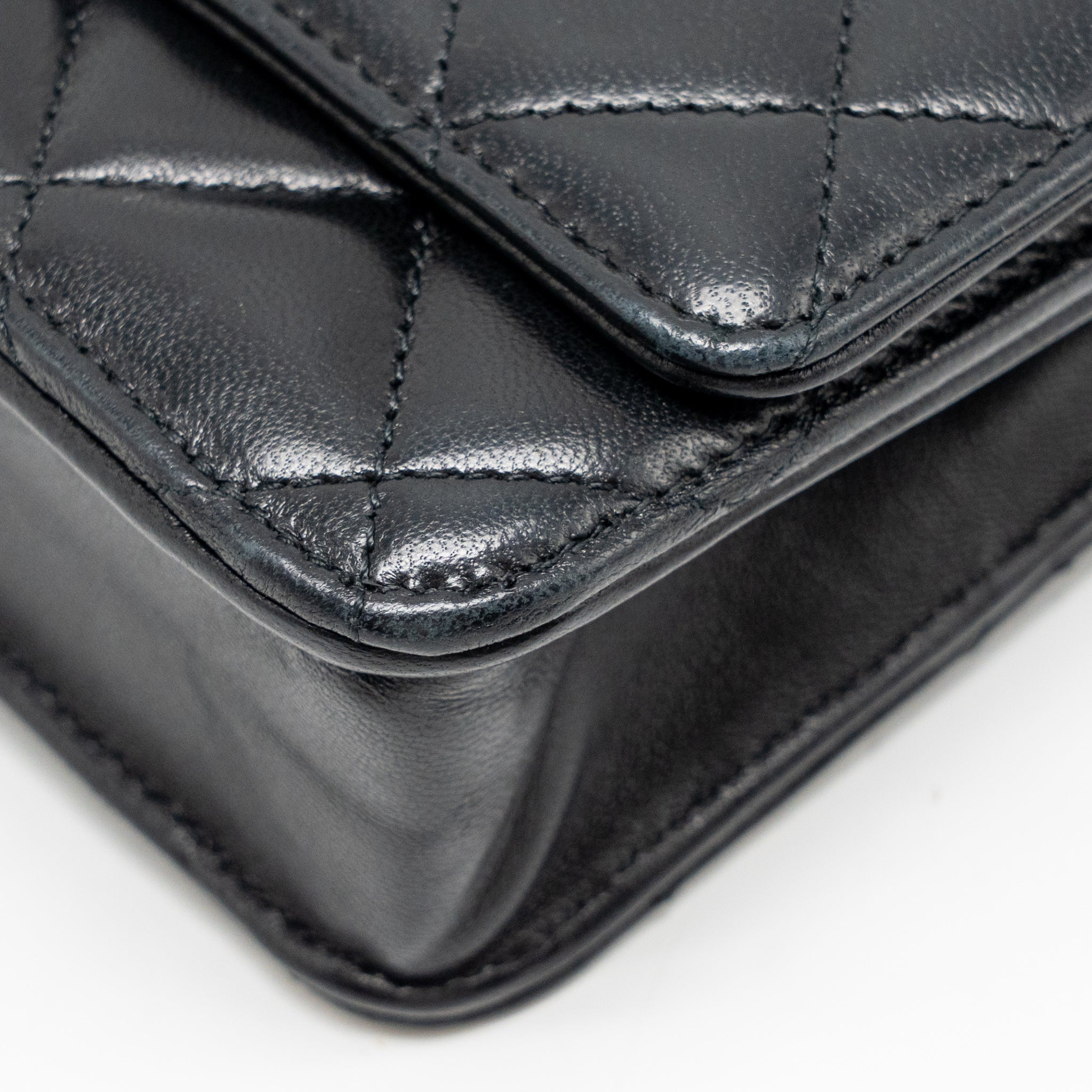 chanel-pearl-crush-wallet-on-chain-lambskin-black-ghw-microchip-copy