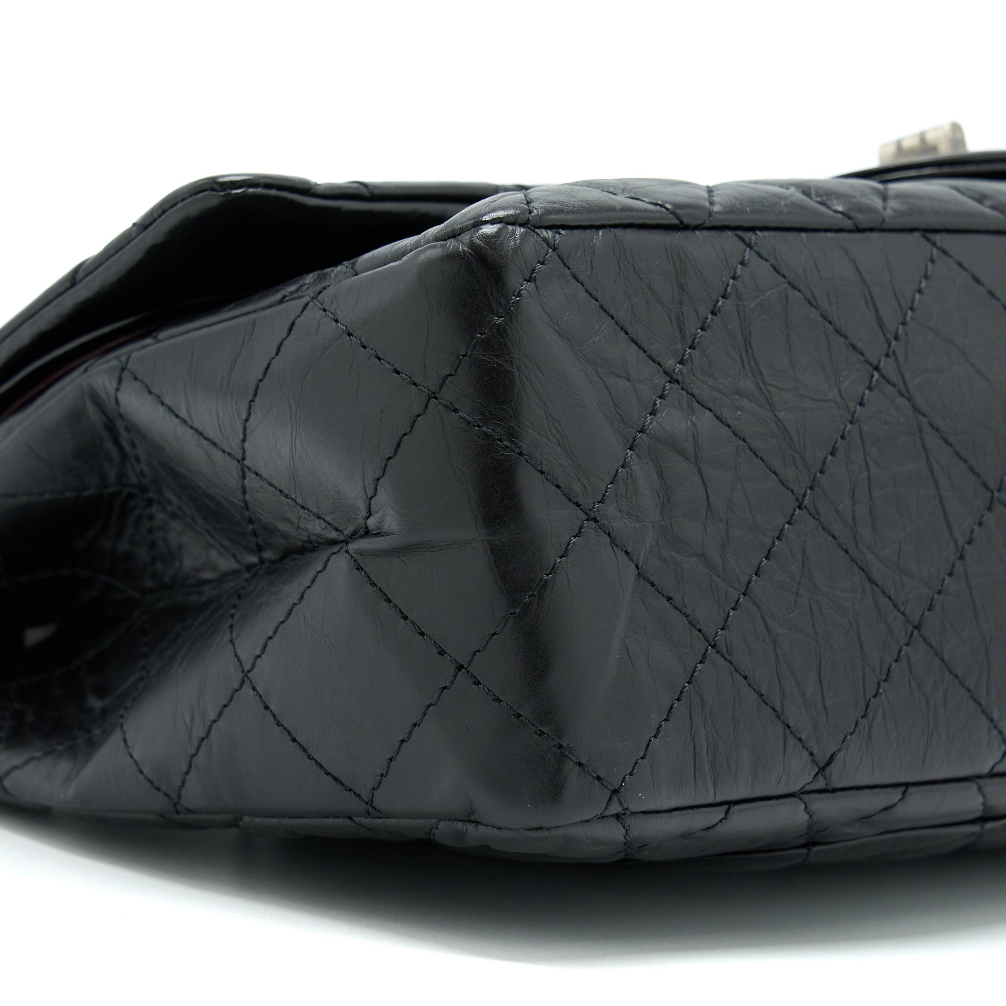 chanel-2-55-227-reissue-calfskin-black-ruthenium-hardware