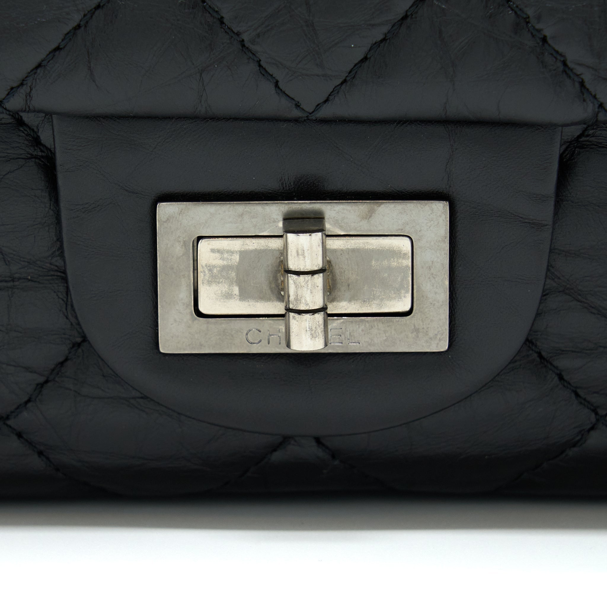 chanel-2-55-227-reissue-calfskin-black-ruthenium-hardware